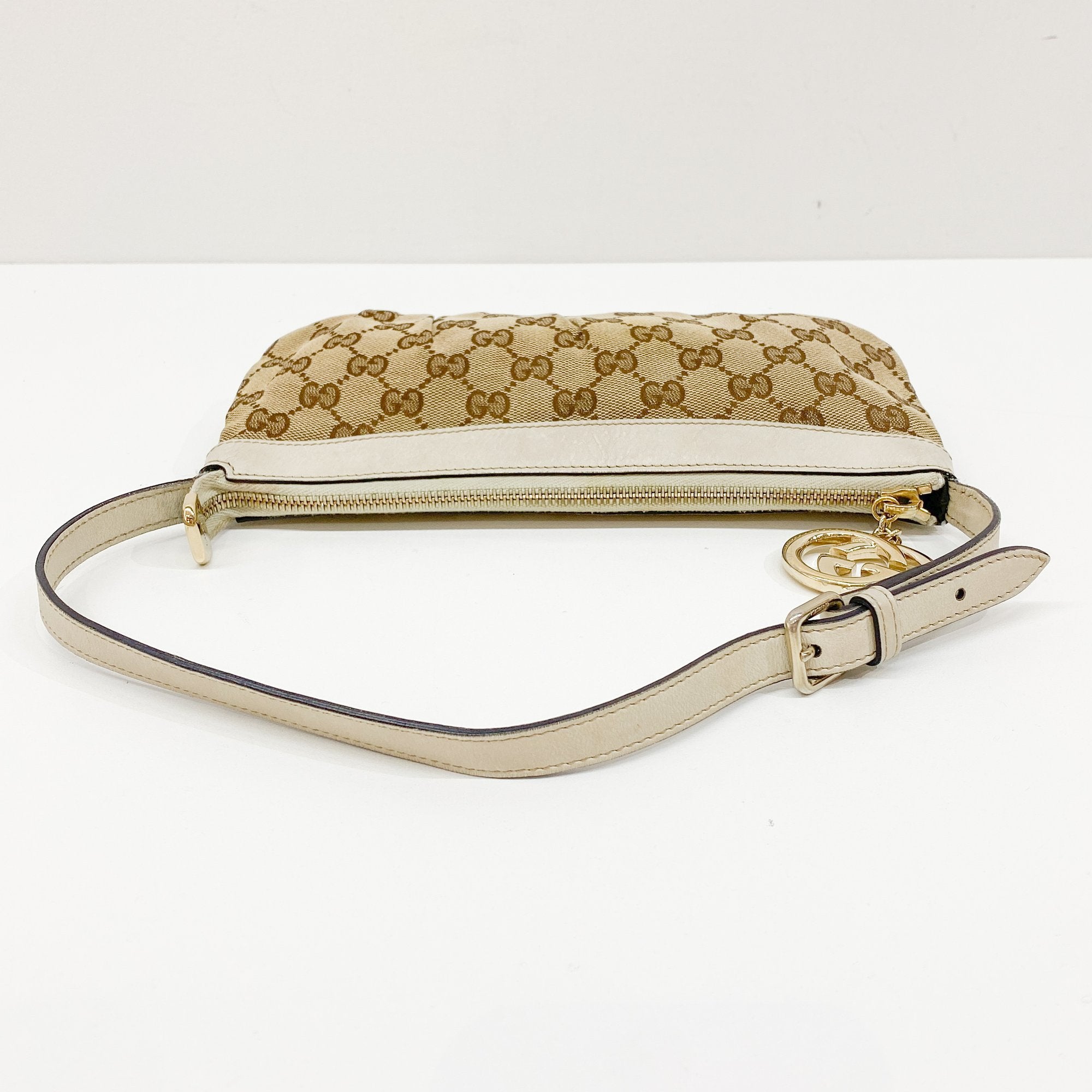 GG Brown Canvas Pochette Shoulder Bag