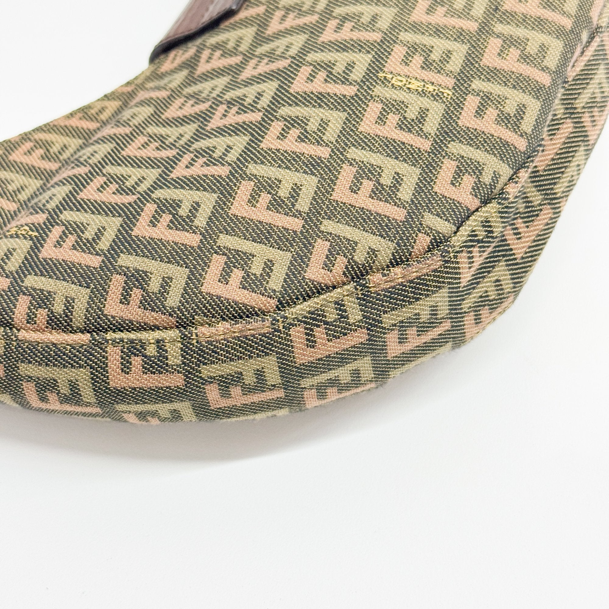 Croissant Brown Canvas Shoulder Bag