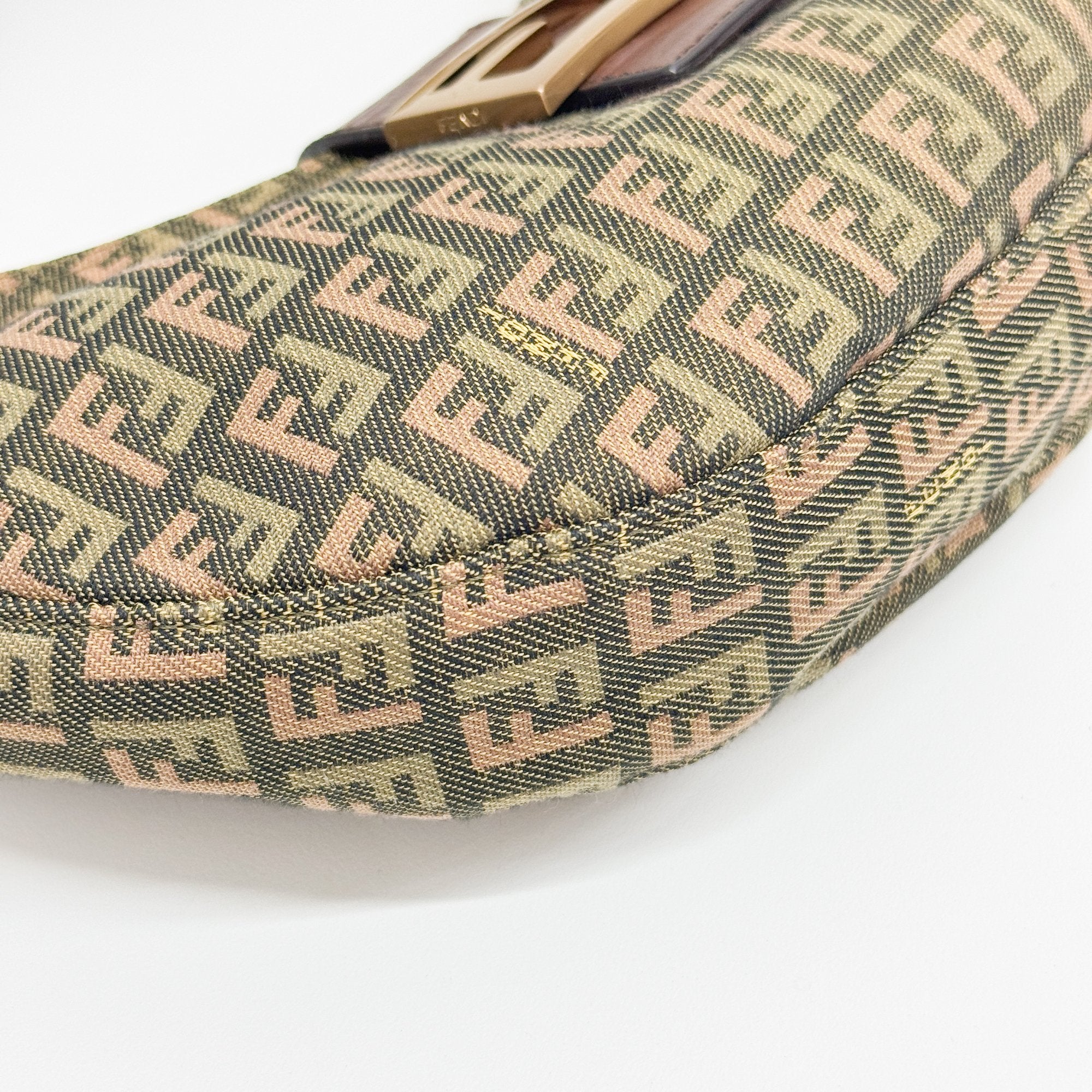 Croissant Brown Canvas Shoulder Bag