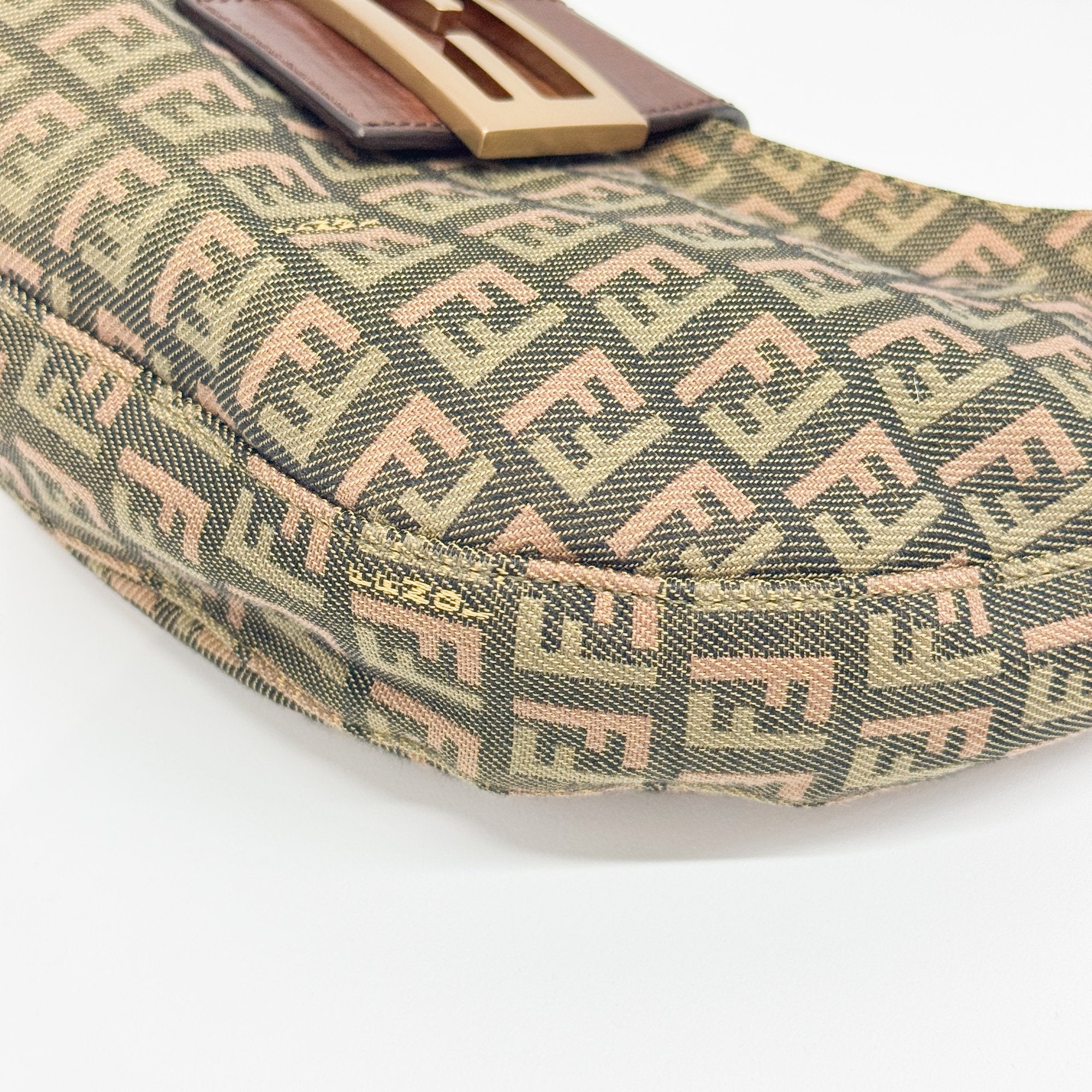 Croissant Brown Canvas Shoulder Bag