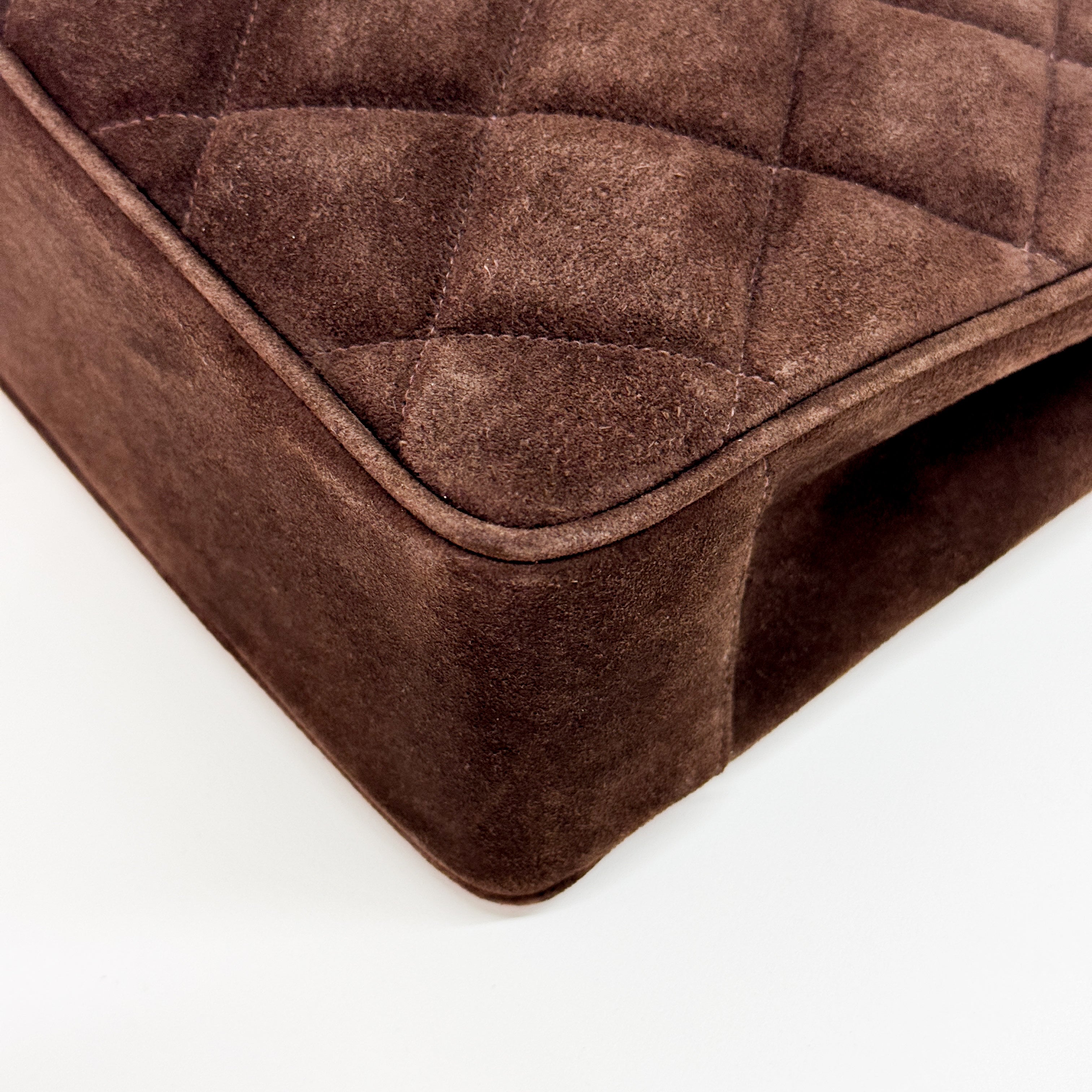 Matelassé Brown Suede Handbag