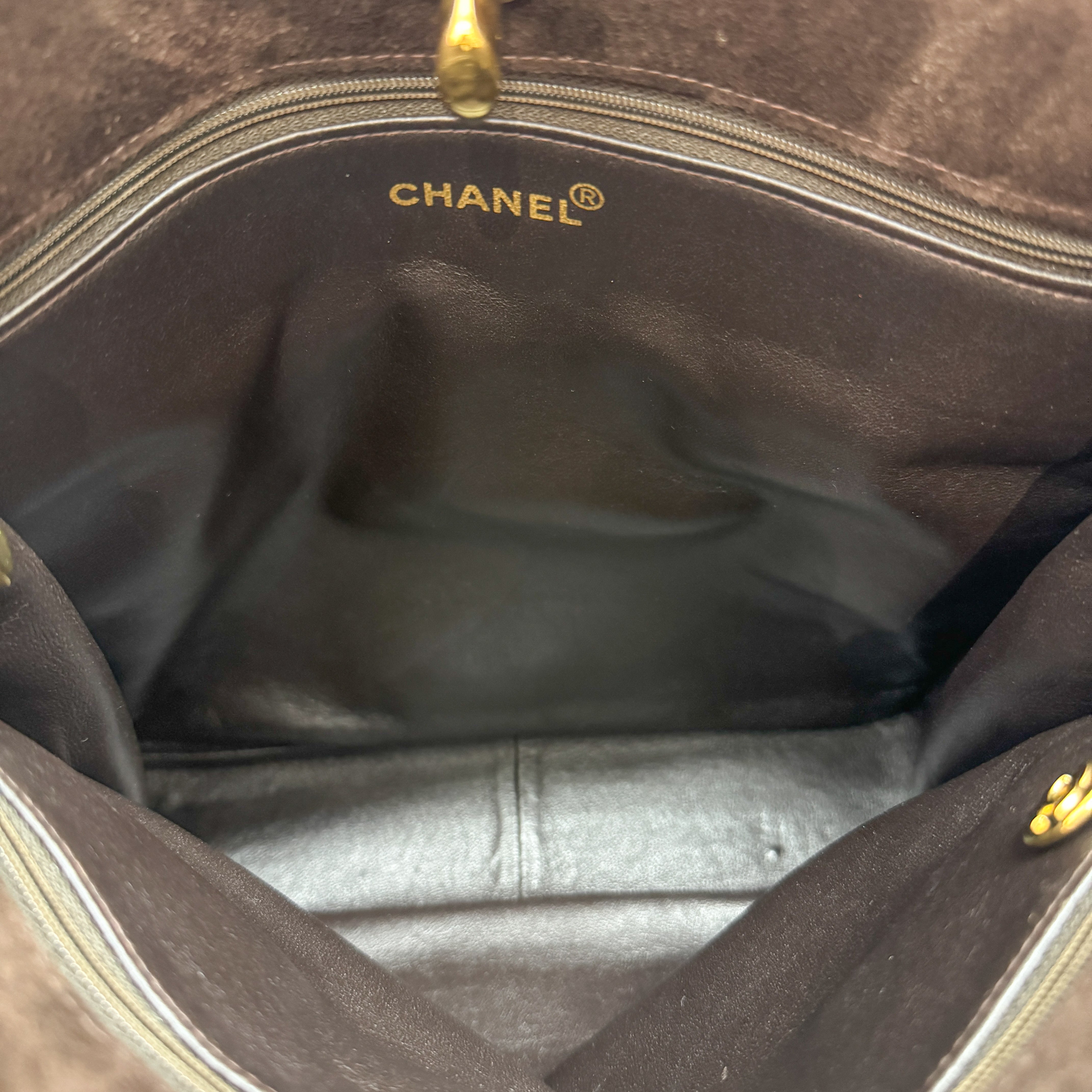 Matelassé Brown Suede Handbag