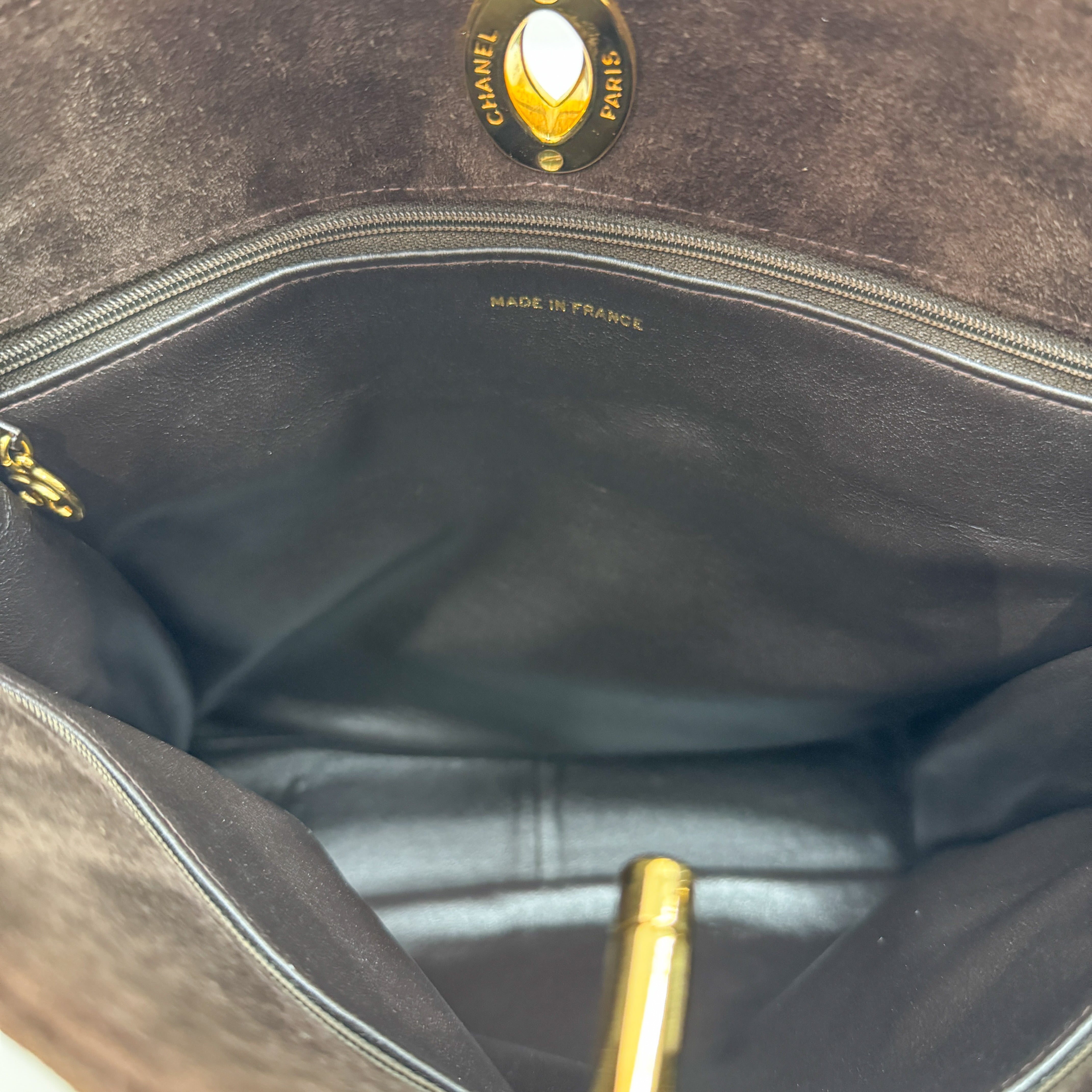 Matelassé Brown Suede Handbag