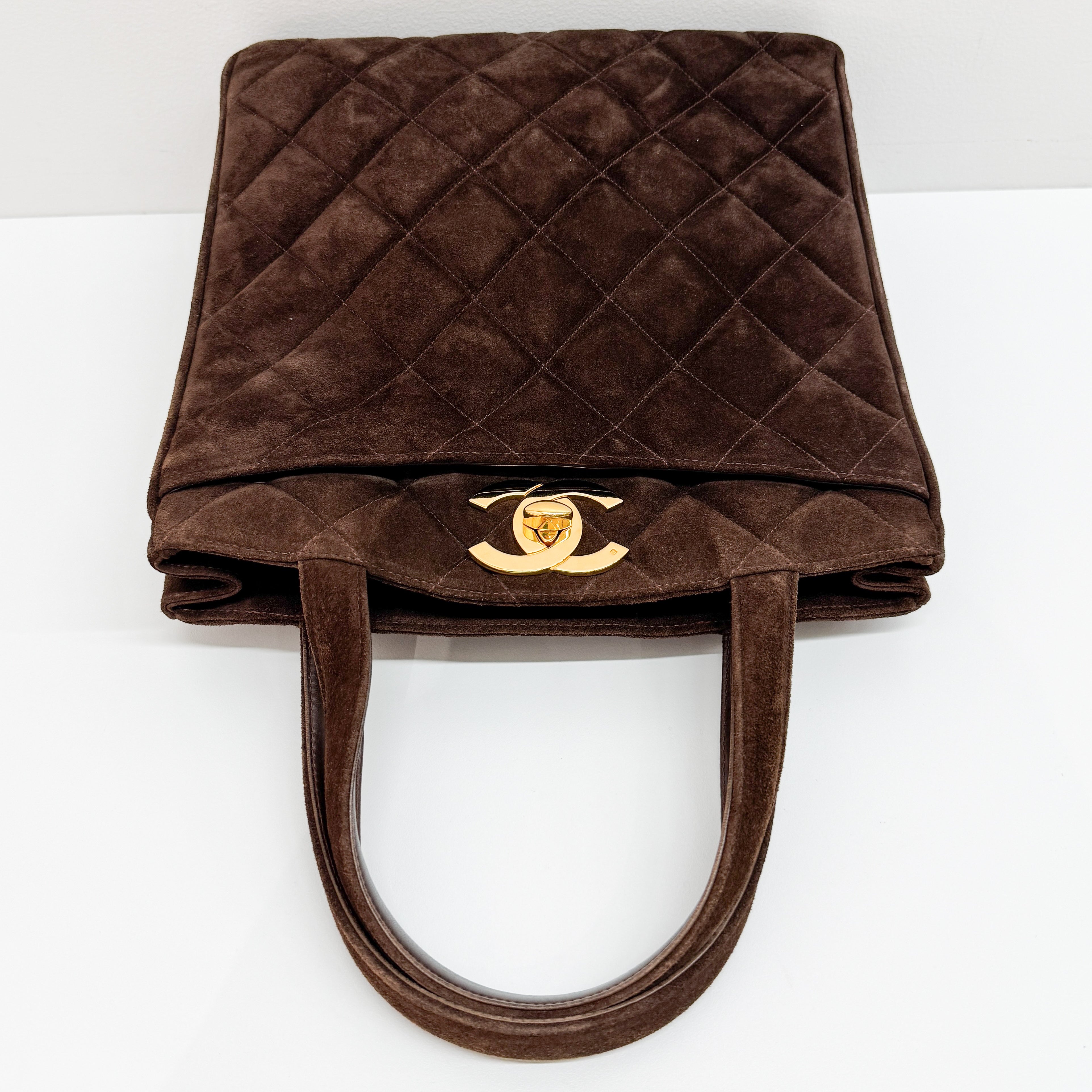 Matelassé Brown Suede Handbag