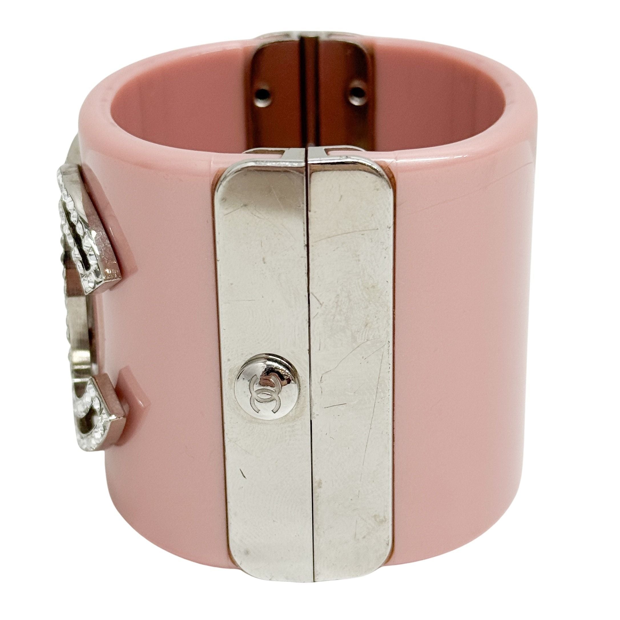 Manschette Silver Rhinestone Logo Pink Plastic Bracelet