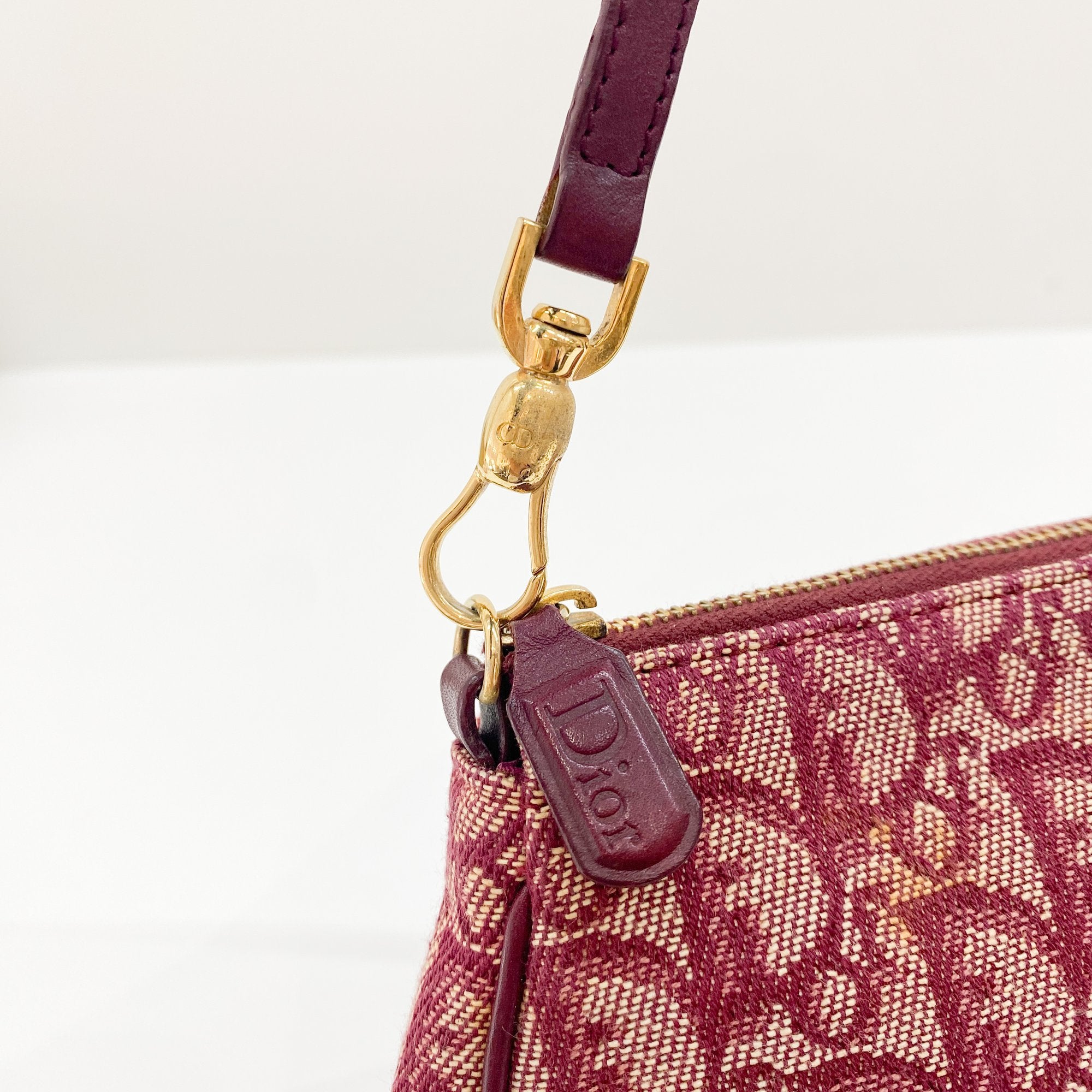 Saddle Red Trotter Canvas Shoulder Bag