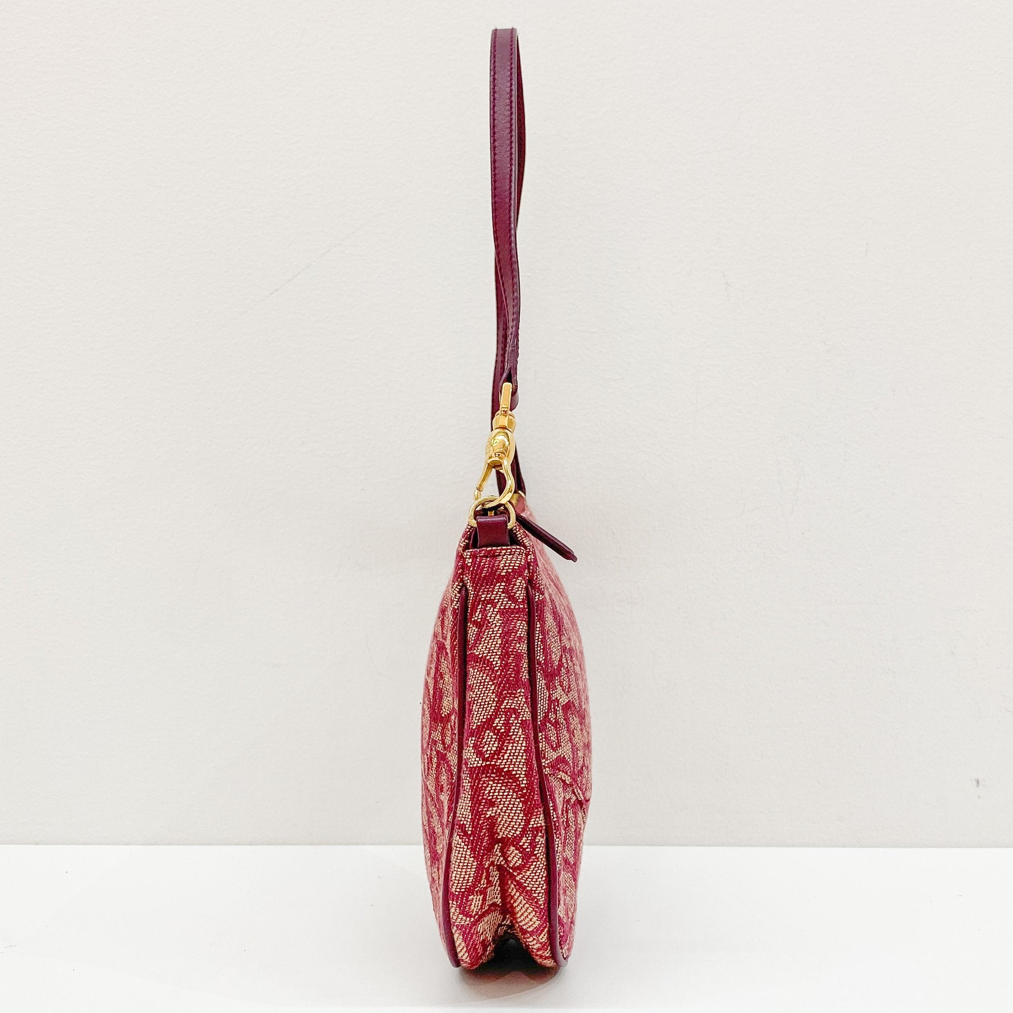 Saddle Red Trotter Canvas Shoulder Bag