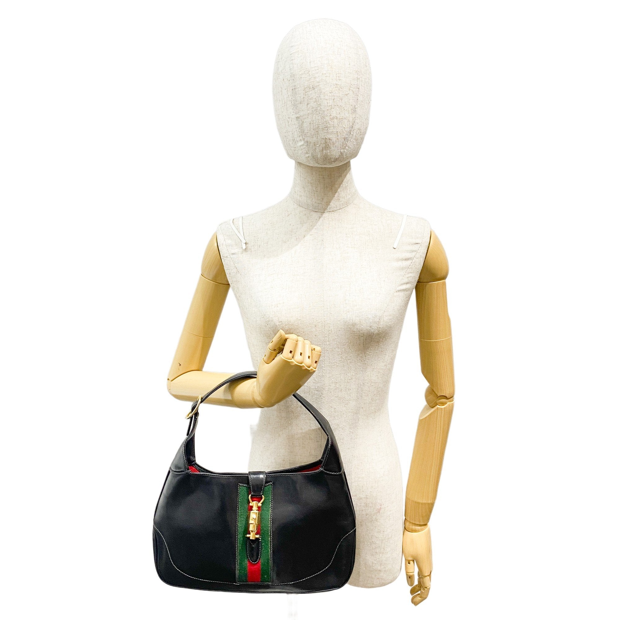 Sherry Line Black Leather Shoulder Bag