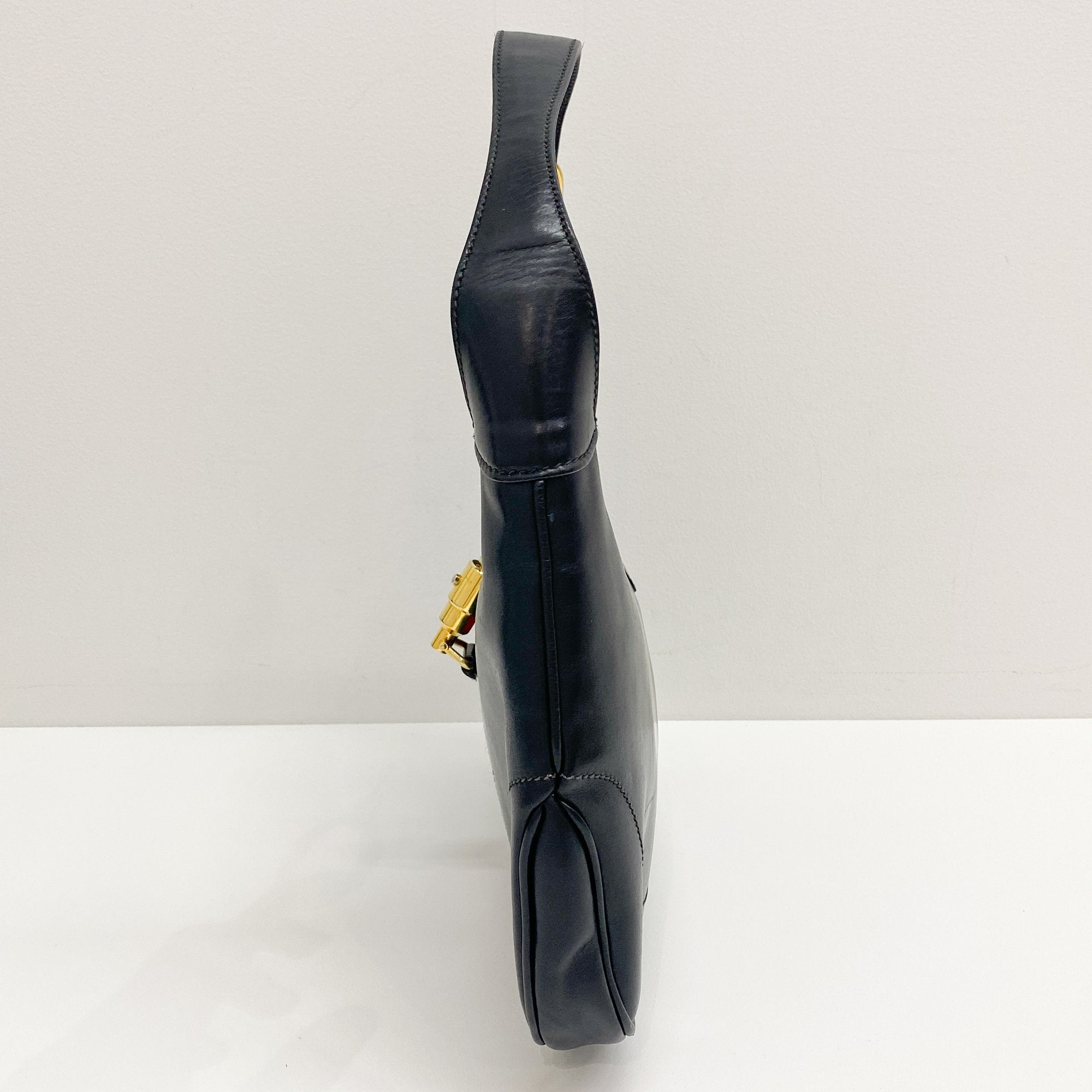 Sherry Line Black Leather Shoulder Bag