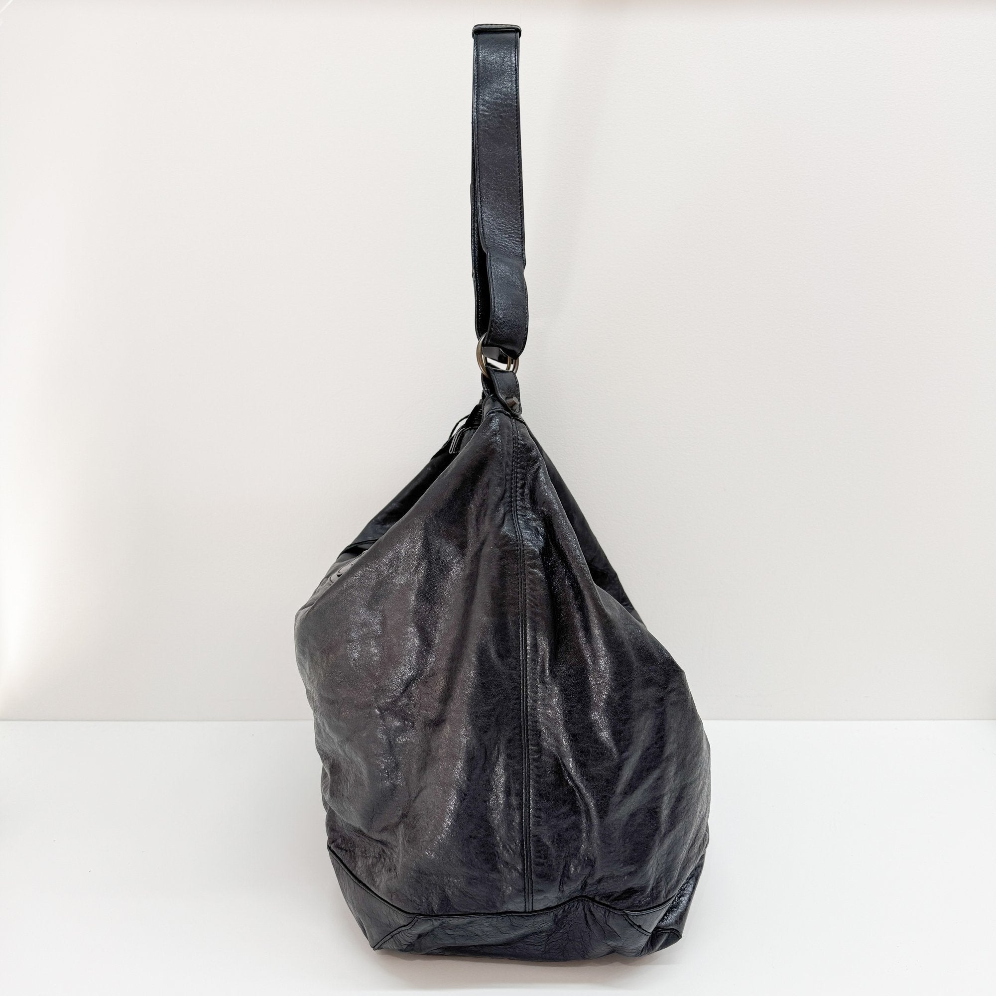 Large The City Black Calfskin Leather Shoulder Bag