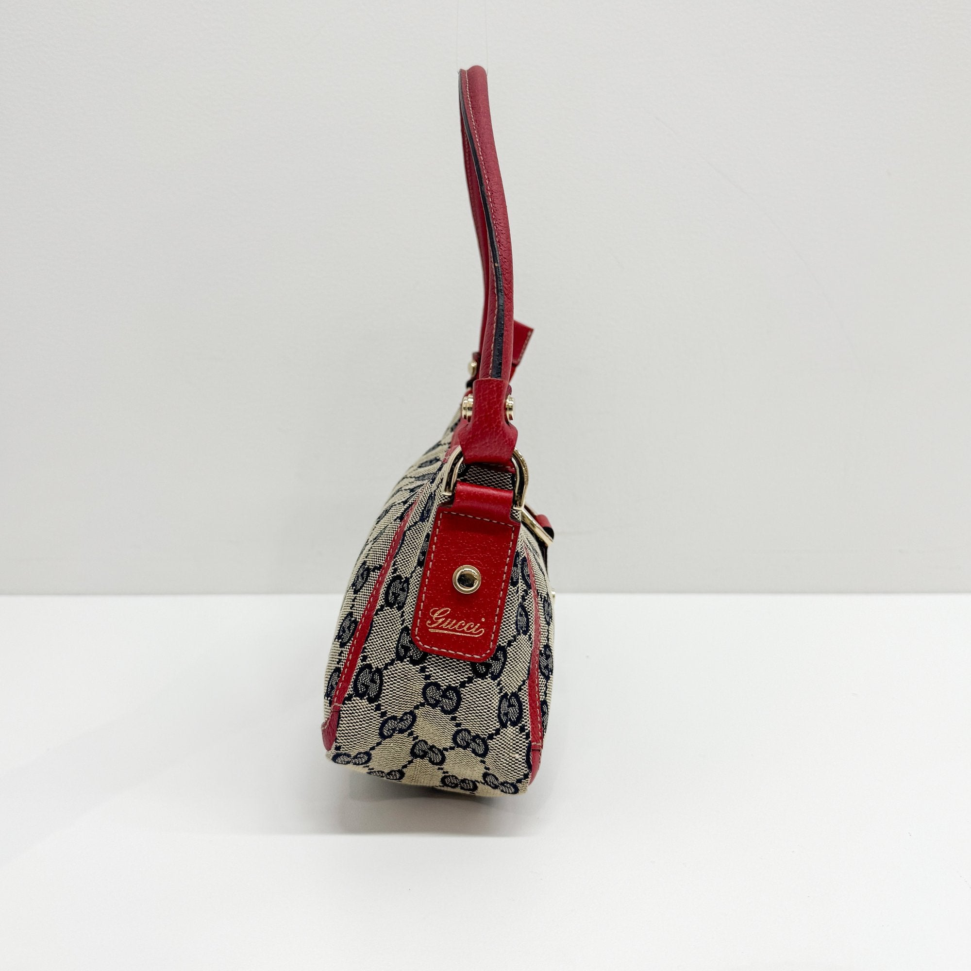 Abbey Brown GG Canvas Shoulder Bag