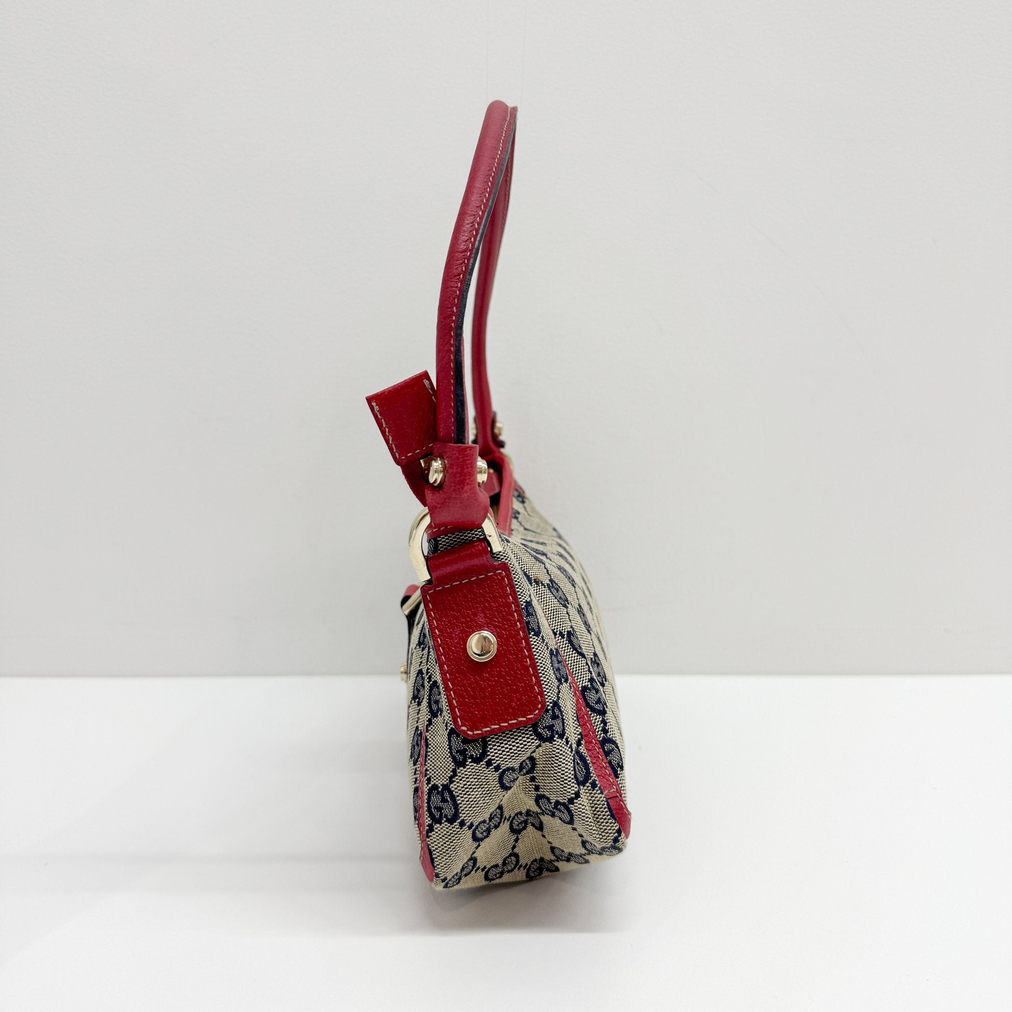 Abbey Brown GG Canvas Shoulder Bag