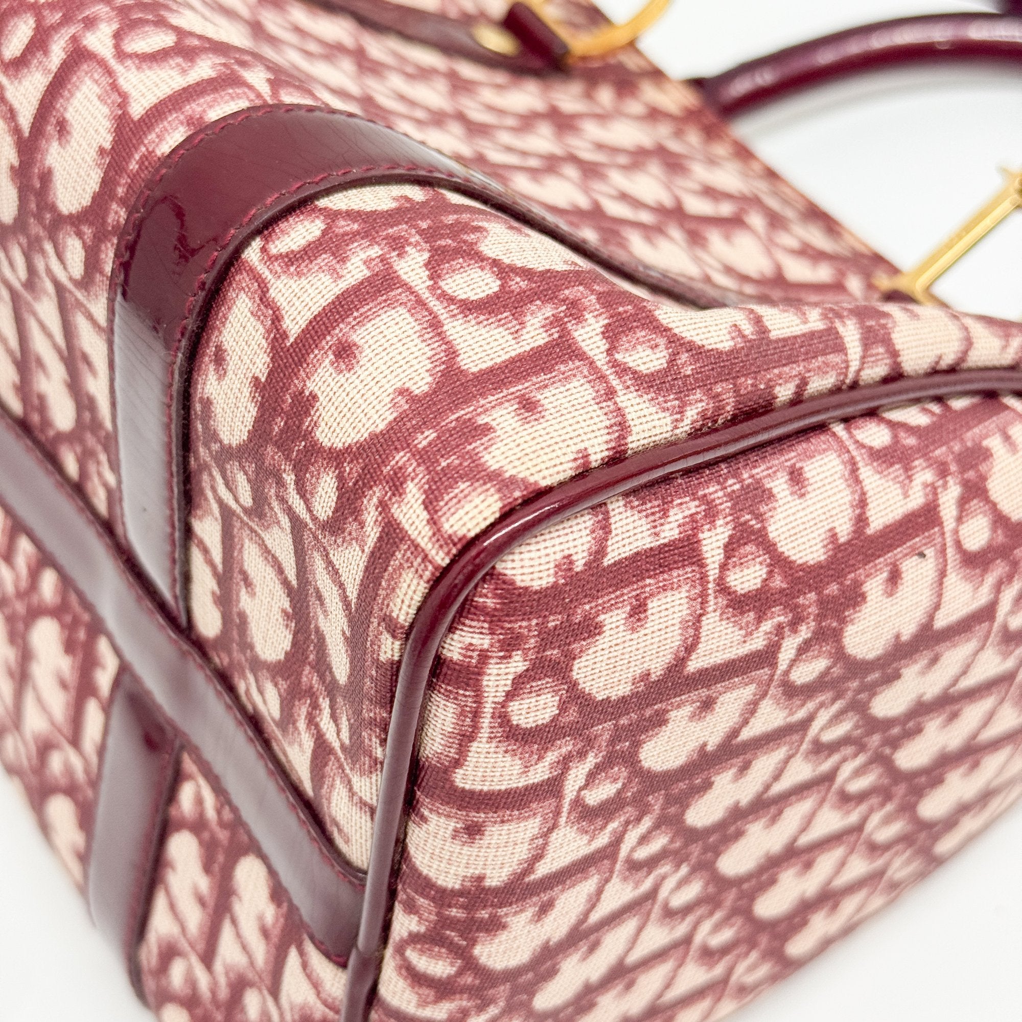 Bowling Red Trotter Hand Bag