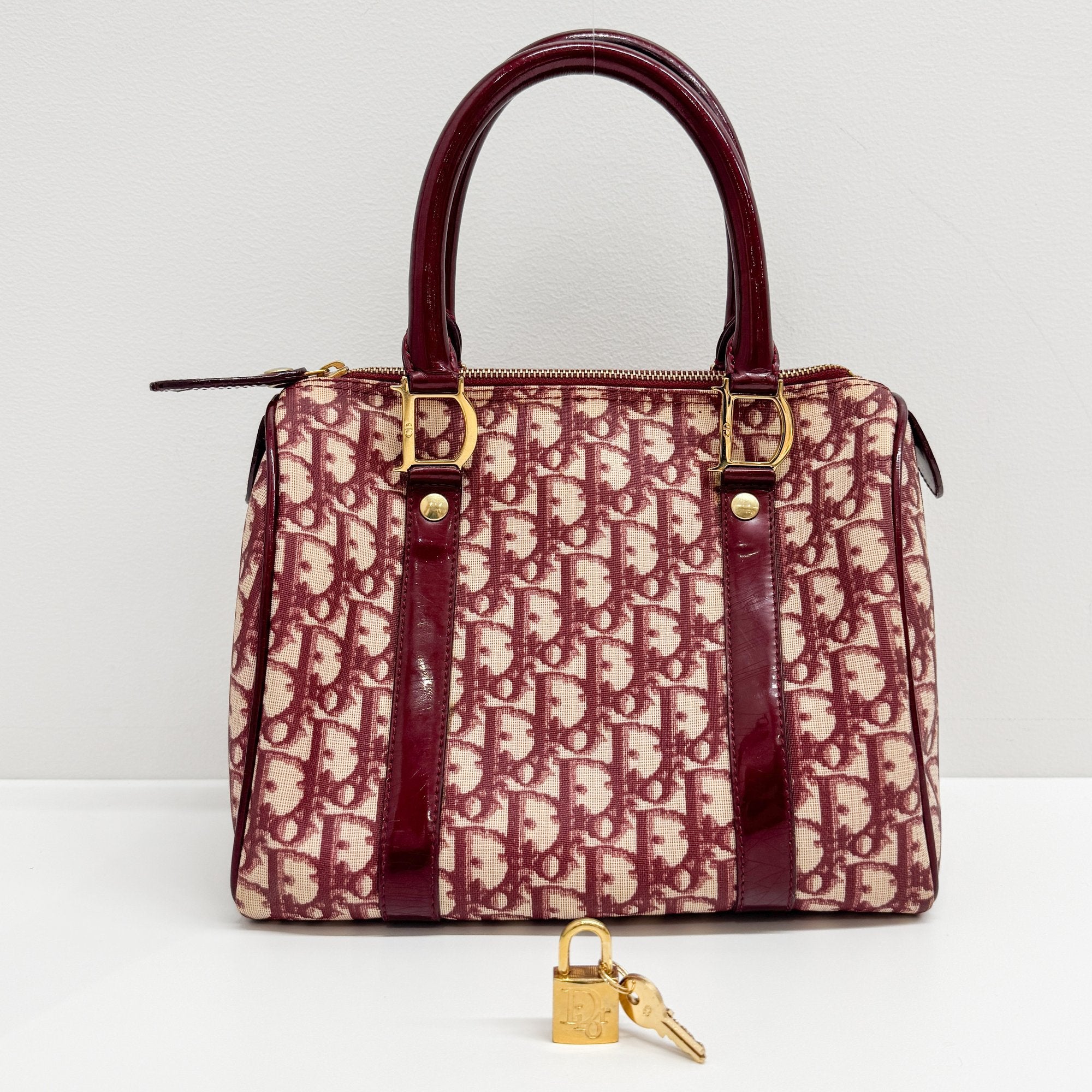 Bowling Red Trotter Hand Bag