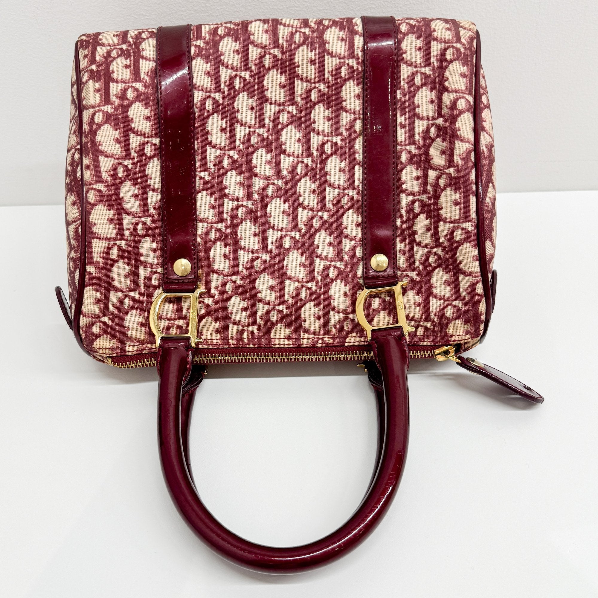 Bowling Red Trotter Hand Bag