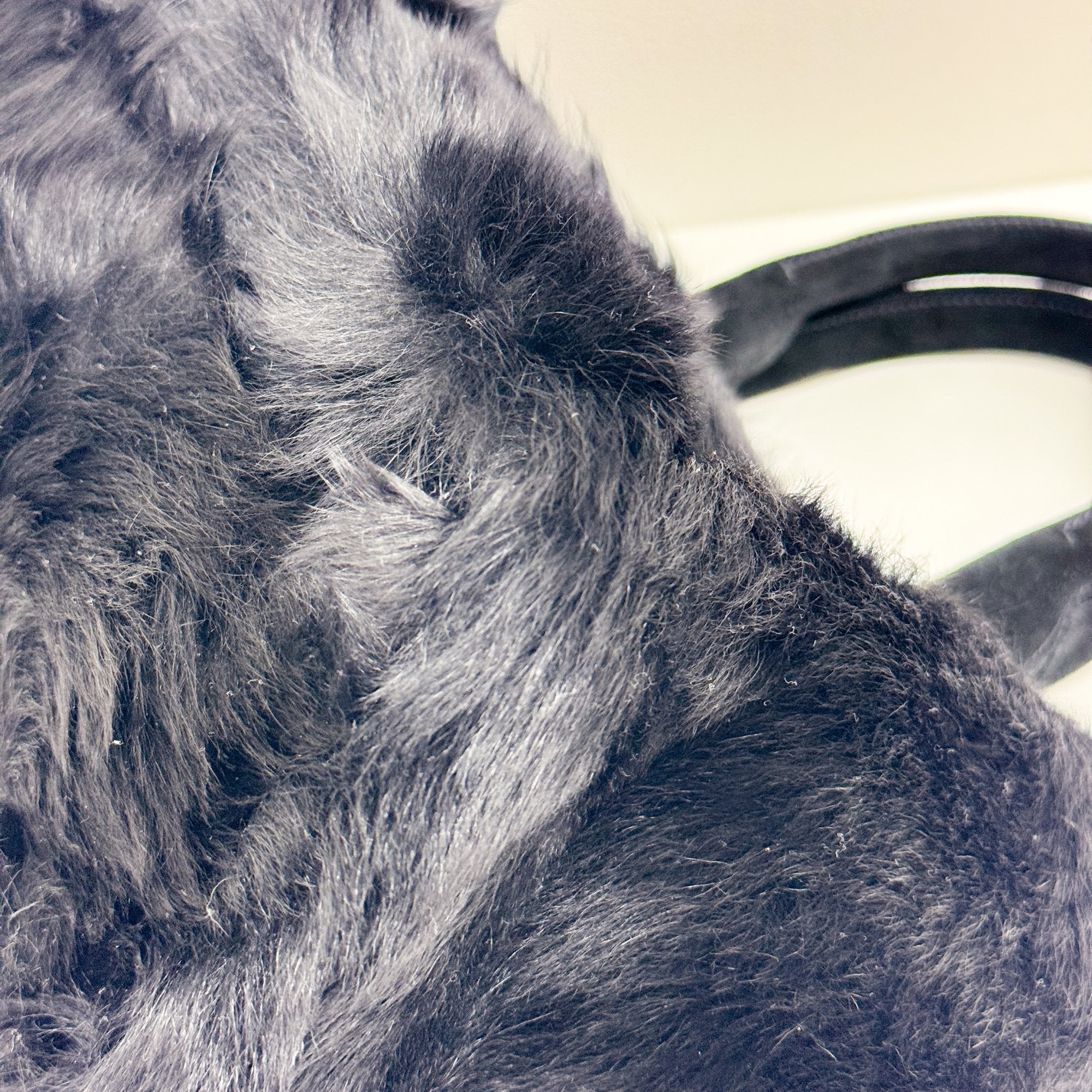 Canapa Black Sheep Fur Hand Bag