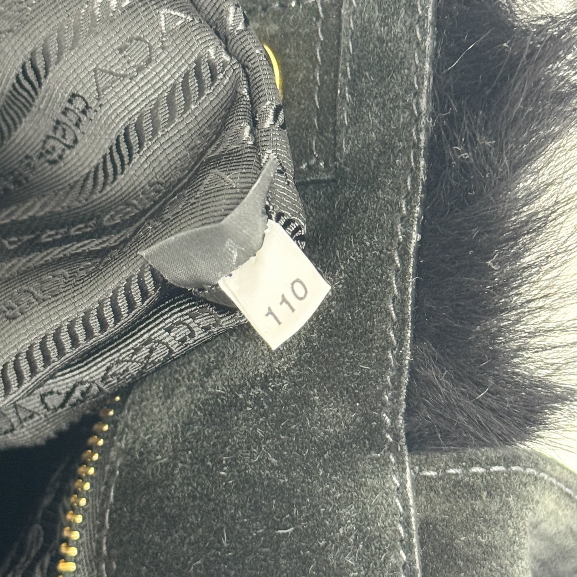 Canapa Black Sheep Fur Hand Bag