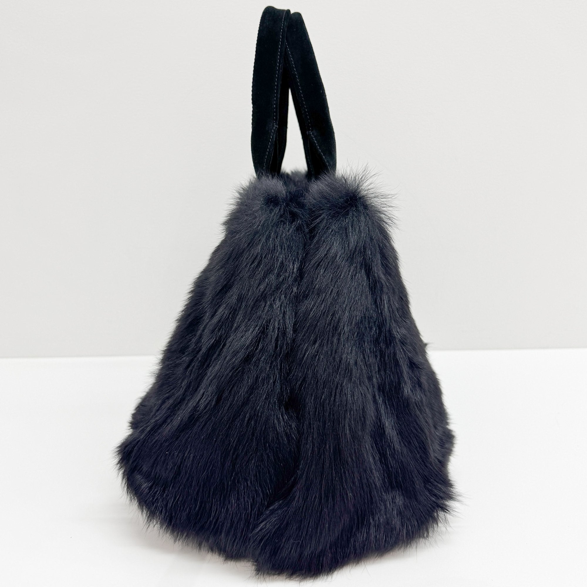Canapa Black Sheep Fur Hand Bag
