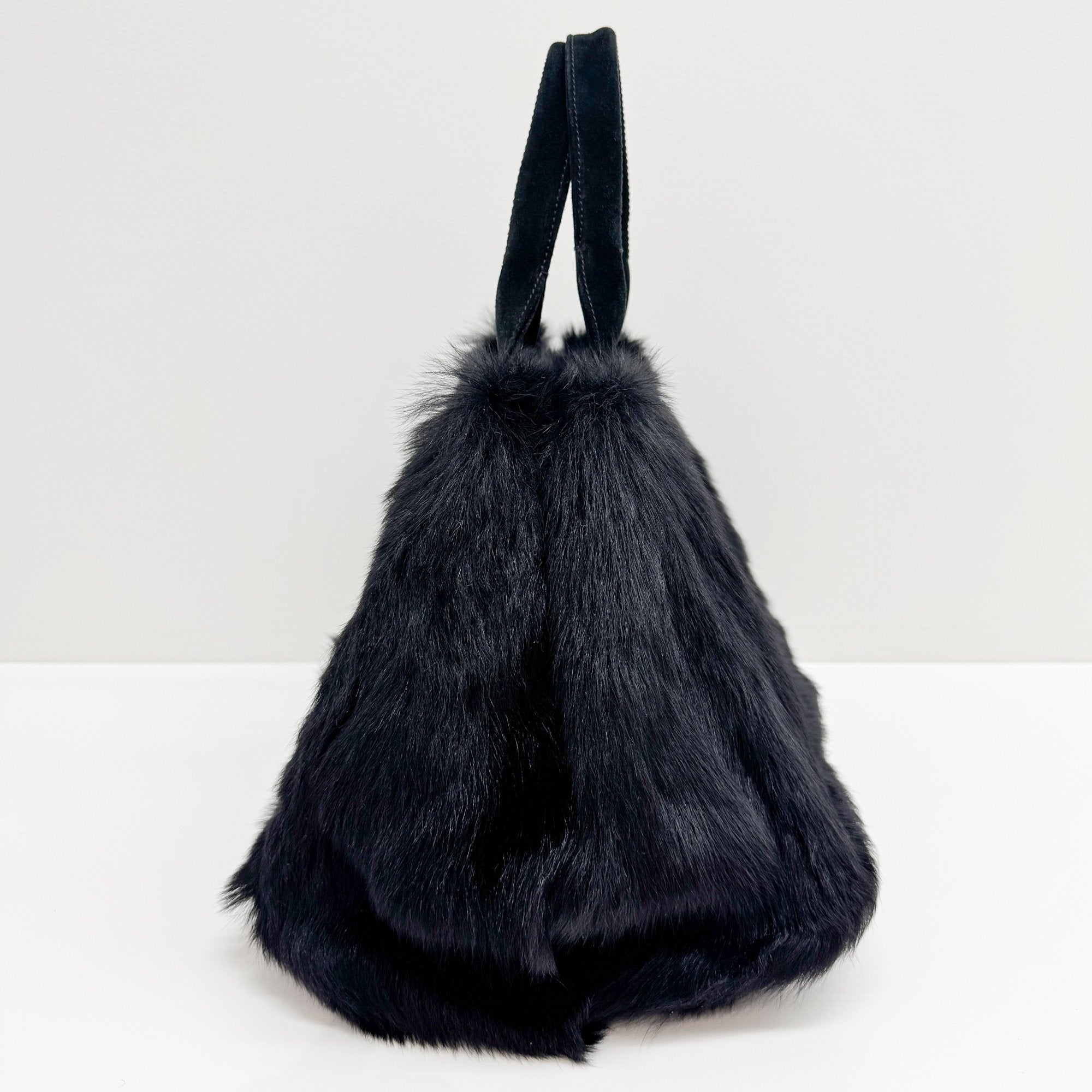 Canapa Black Sheep Fur Hand Bag