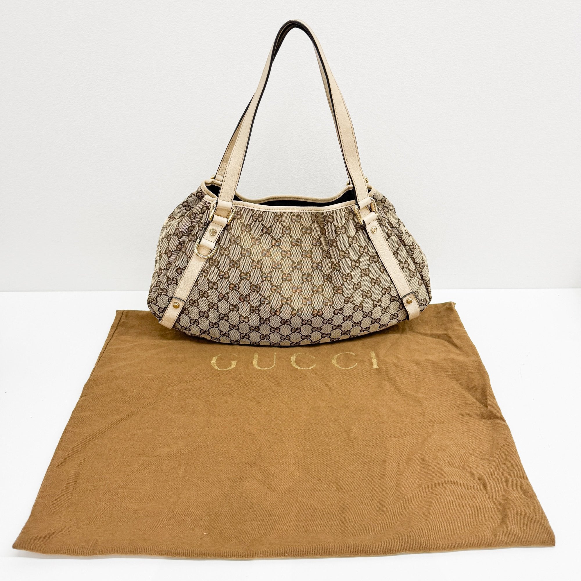 Abbey Brown GG Canvas Shoulder Bag