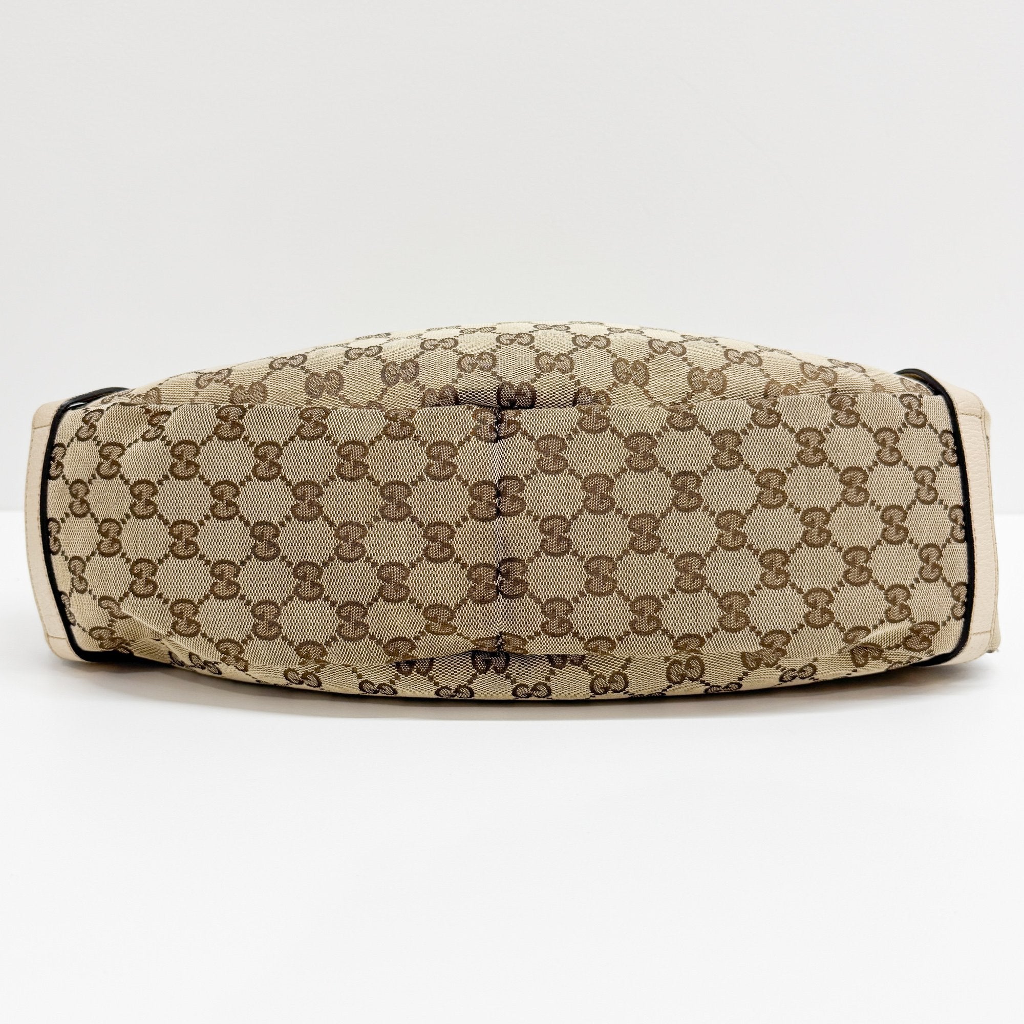 Abbey Brown GG Canvas Shoulder Bag