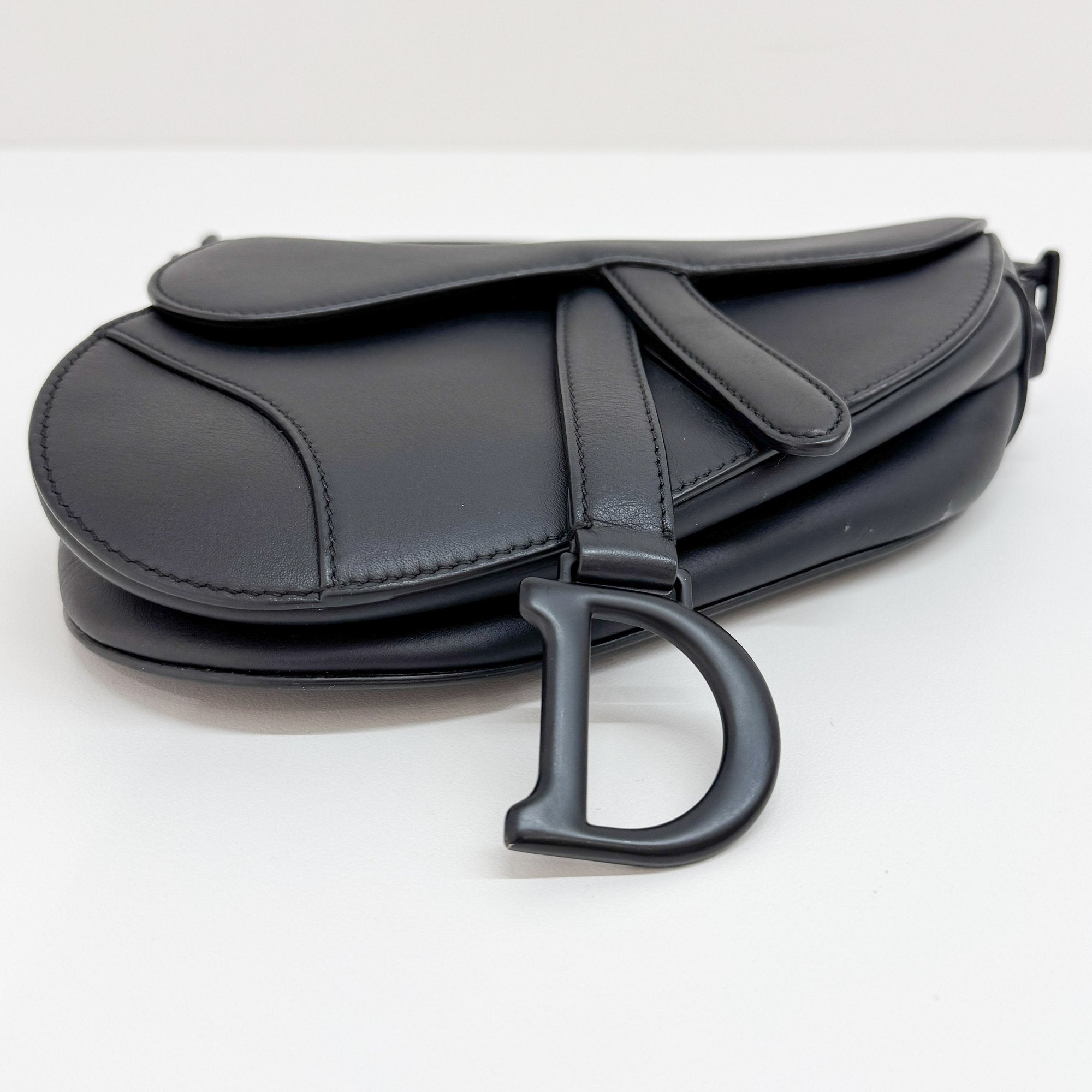 Saddle Black Leather Shoulder Bag