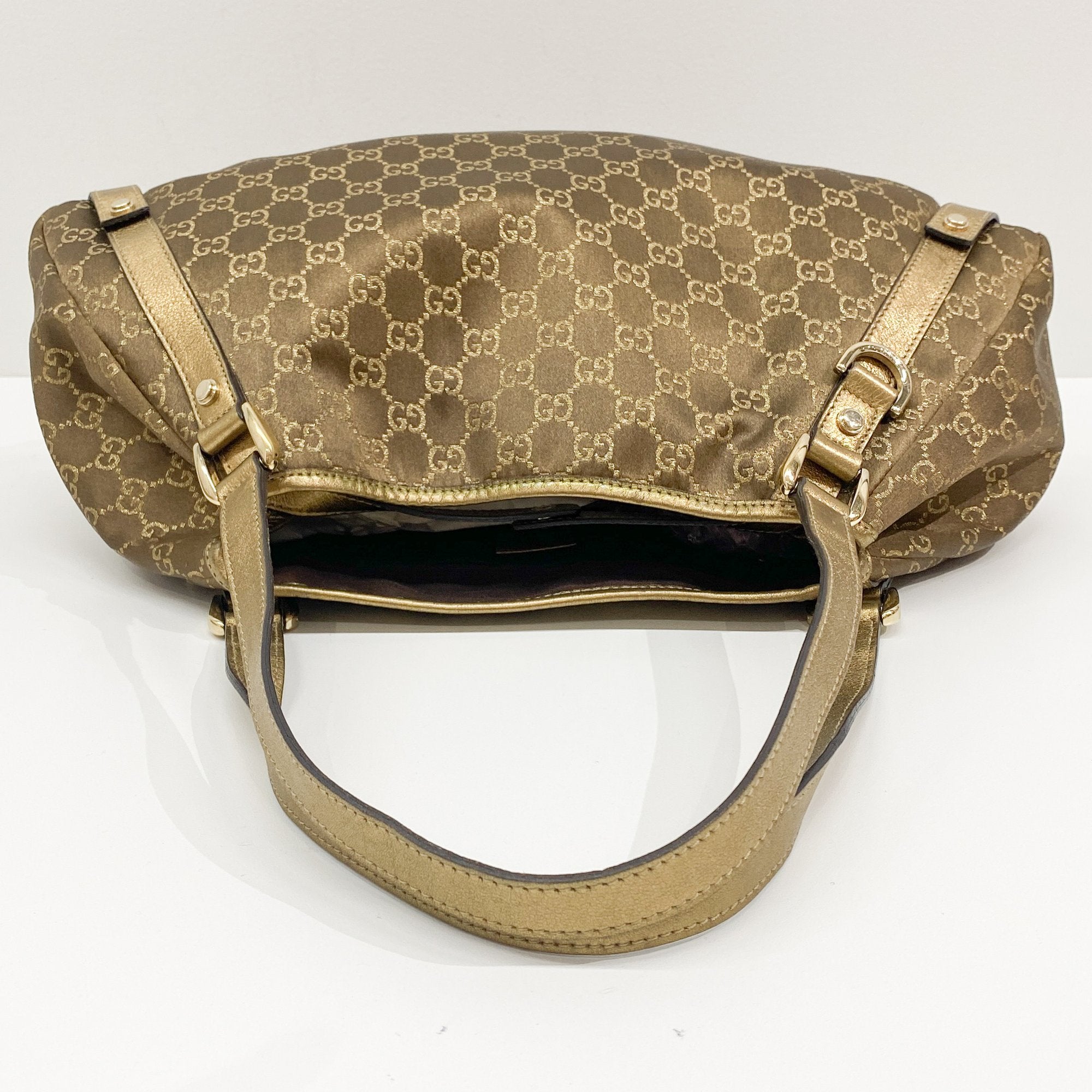 Abbey GG Canvas Gold/Brown Shoulder Bag