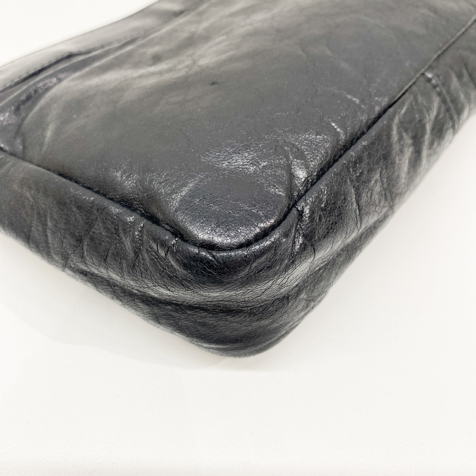 The City Pouch Black Leather Pouch Bag