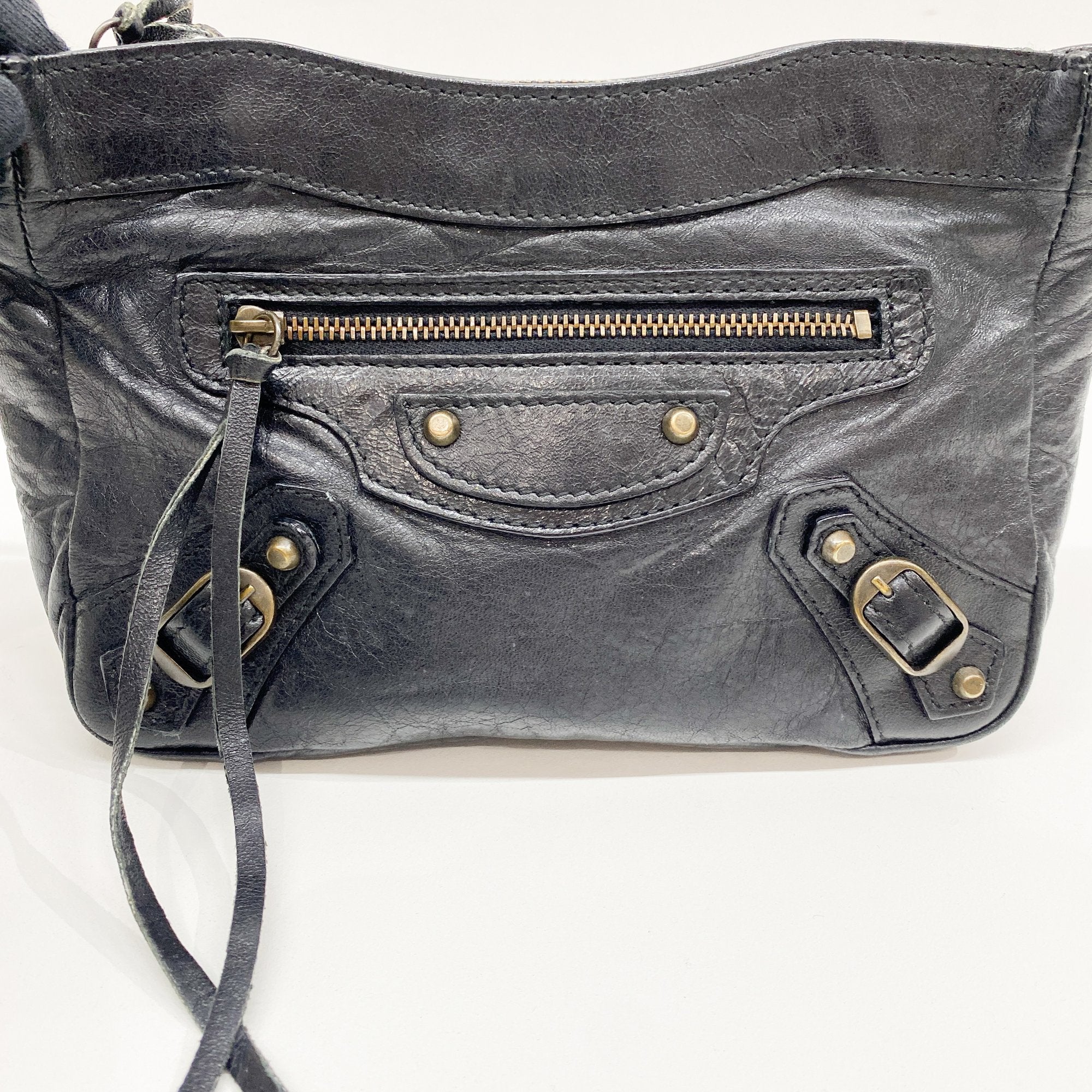 The City Pouch Black Leather Pouch Bag