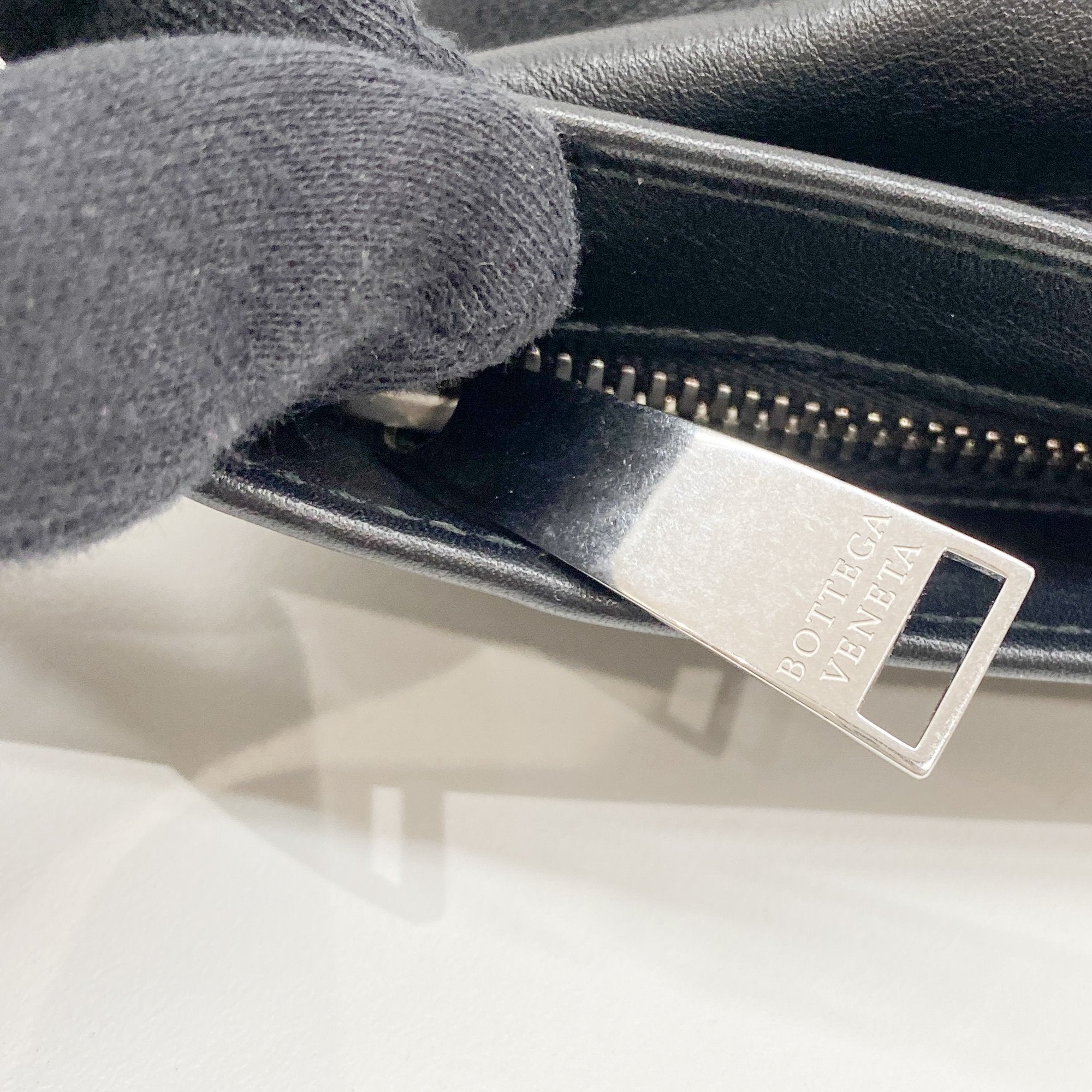 Black Leather Hnad Bag