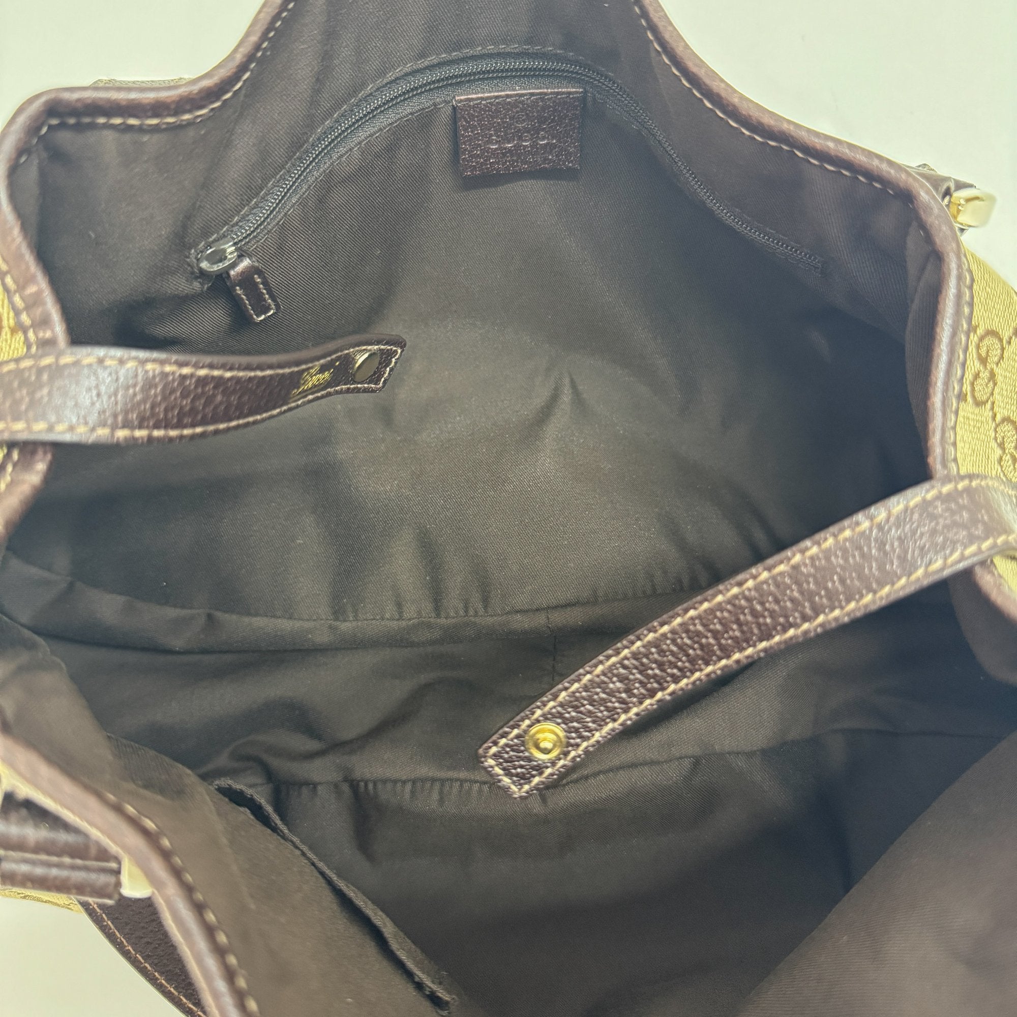 Abbey Brown GG Canvas Shoulder Bag