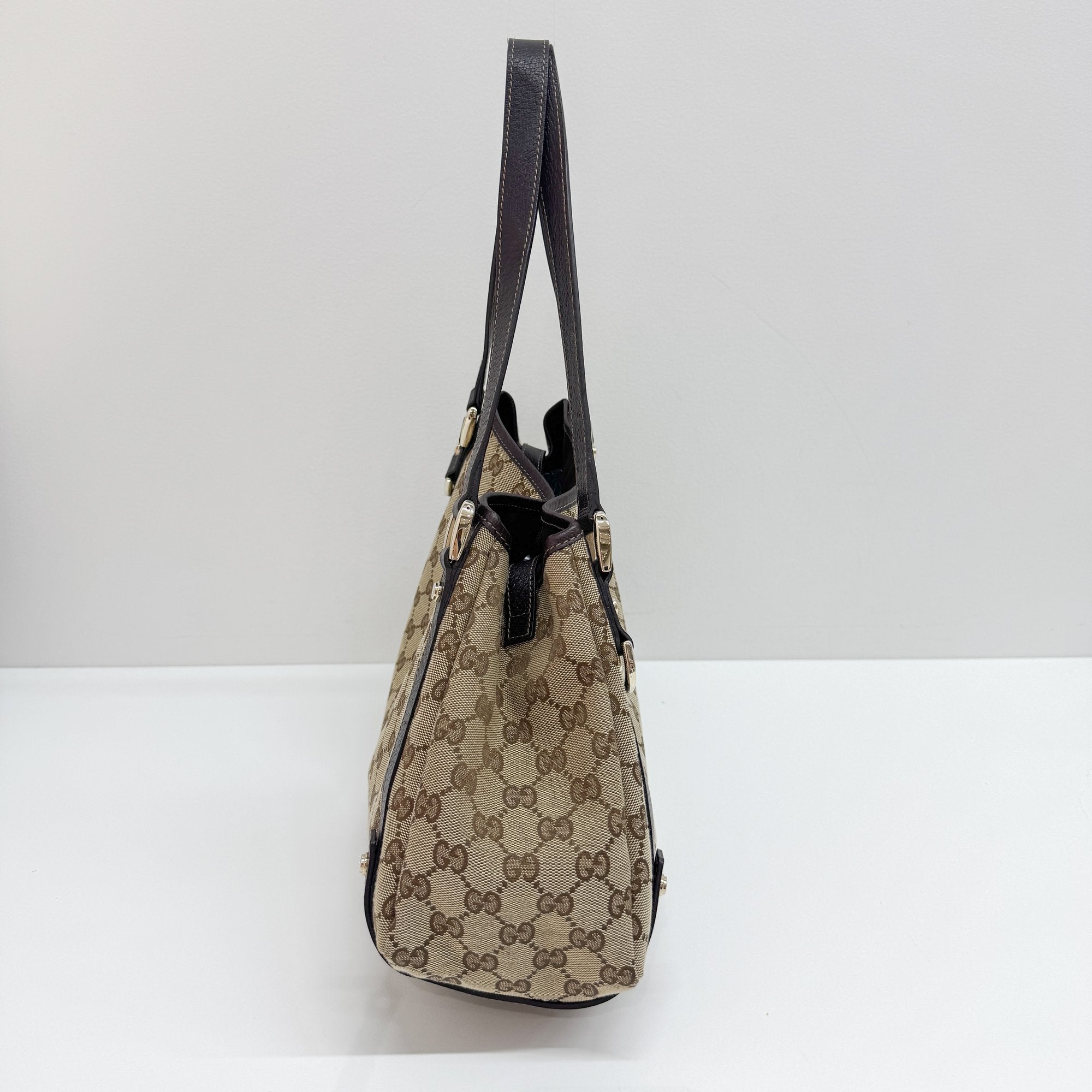 Abbey Brown GG Canvas Shoulder Bag