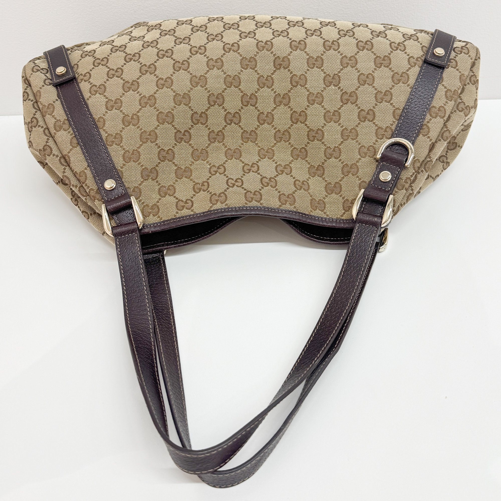 Abbey Brown GG Canvas Shoulder Bag