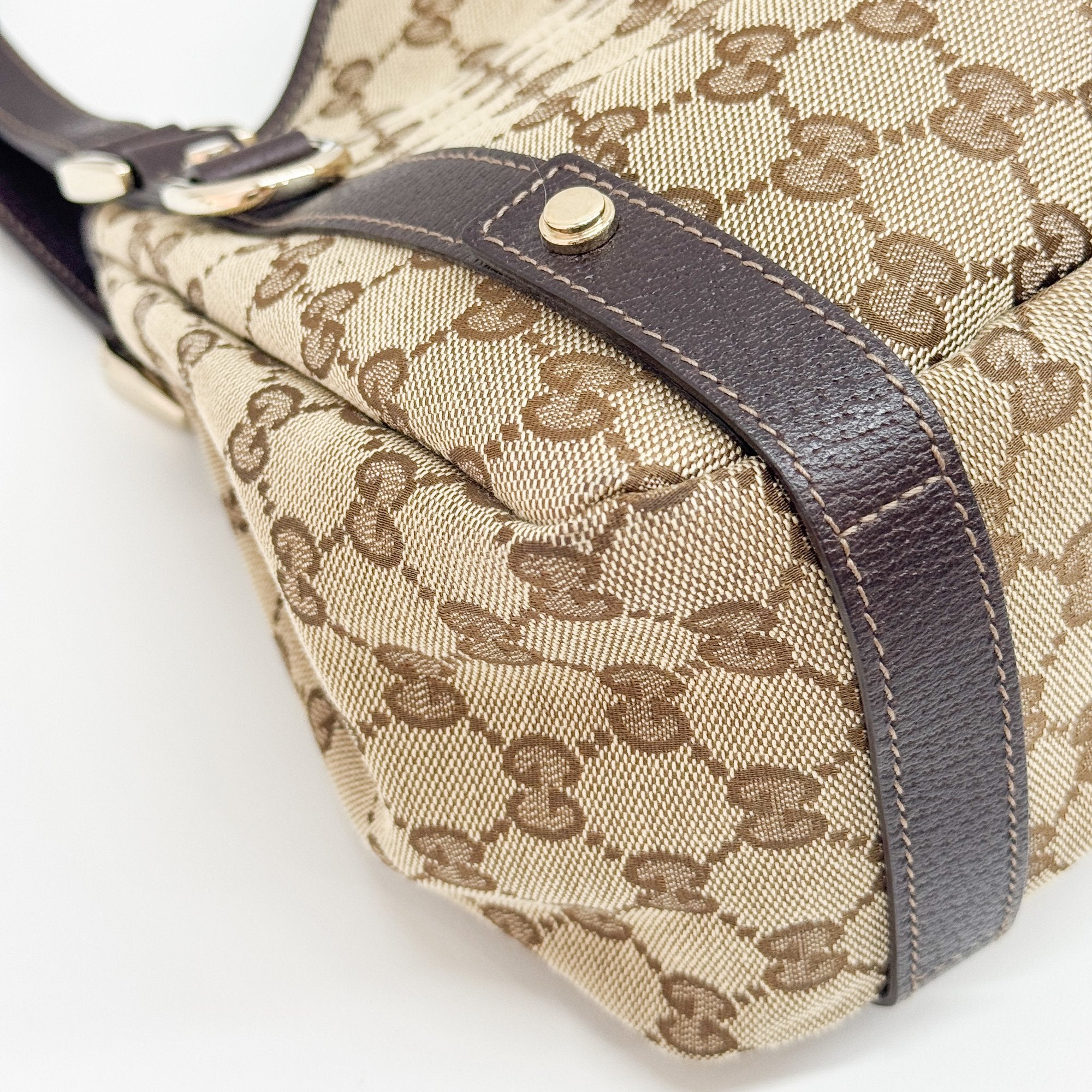 Abbey Brown GG Canvas Shoulder Bag