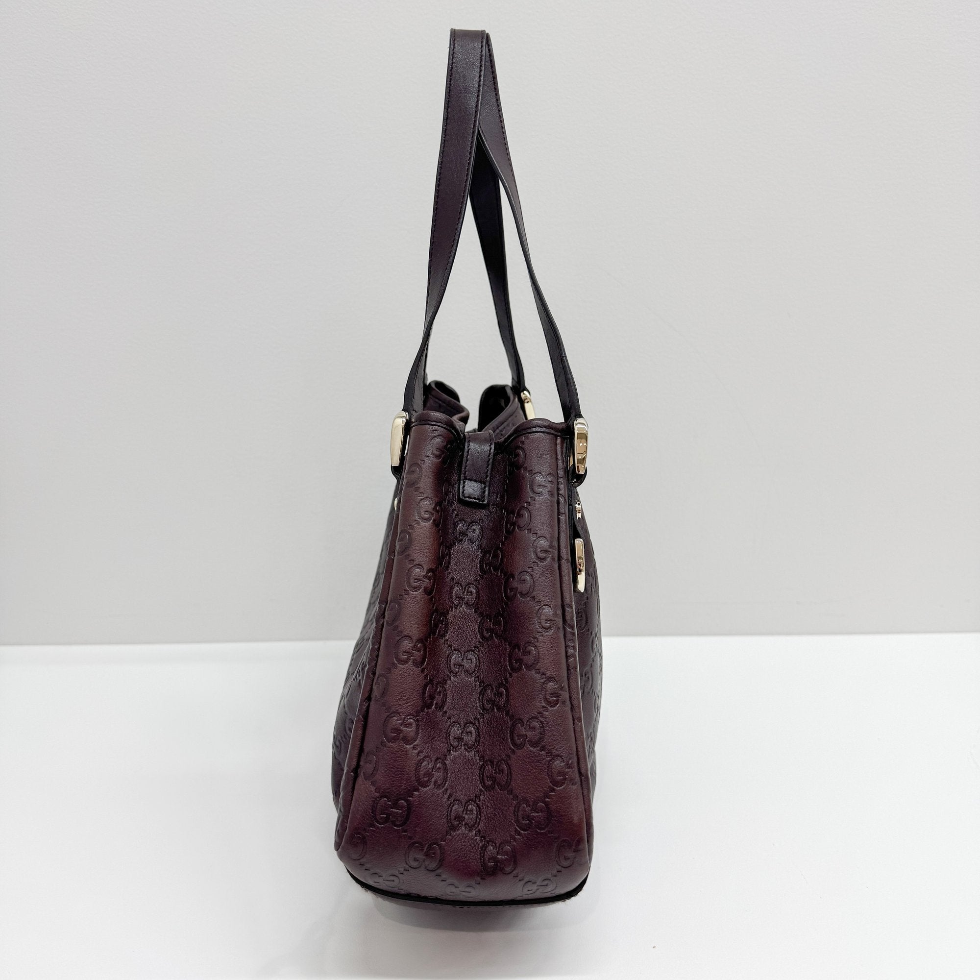 Abbey Brown GG Canvas Leather Shoulder Bag