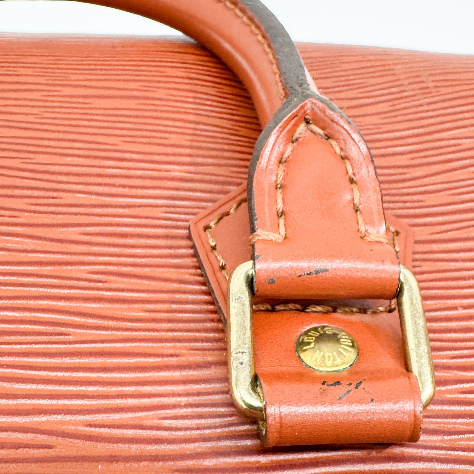 Speedy 25 Caramel Brown Leather Hand Bag