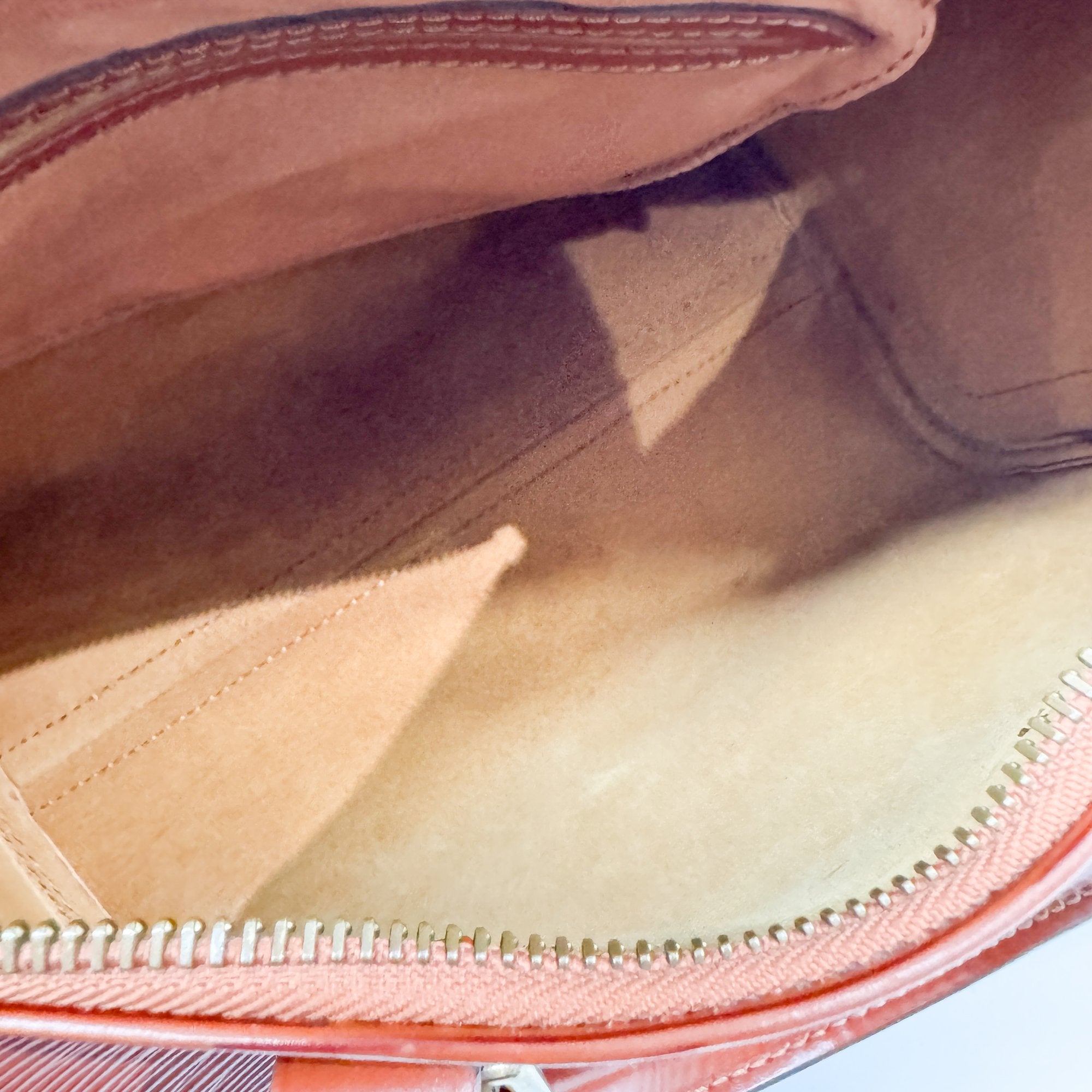 Speedy 25 Caramel Brown Leather Hand Bag