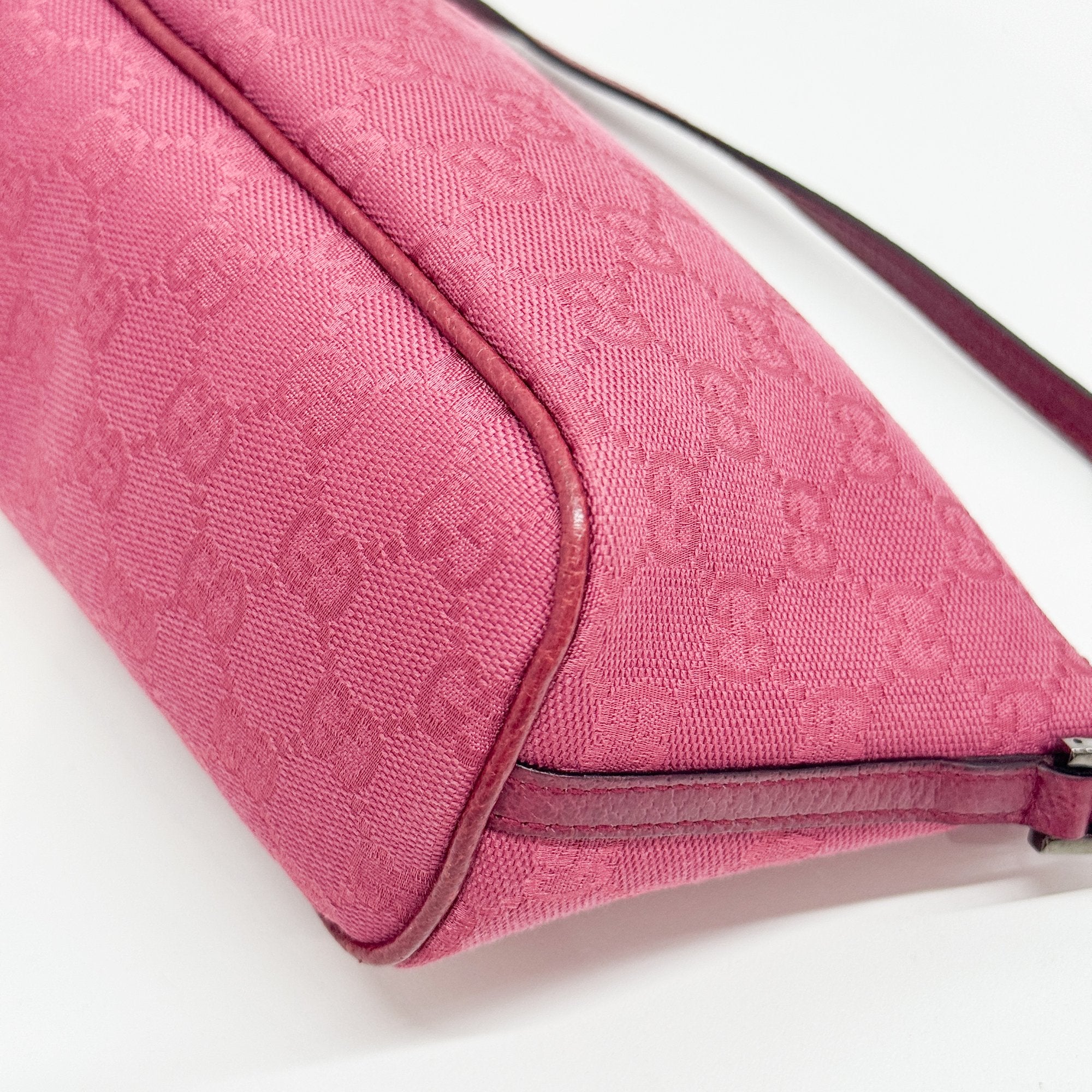 Boat Pink GG Canvas Hand Bag