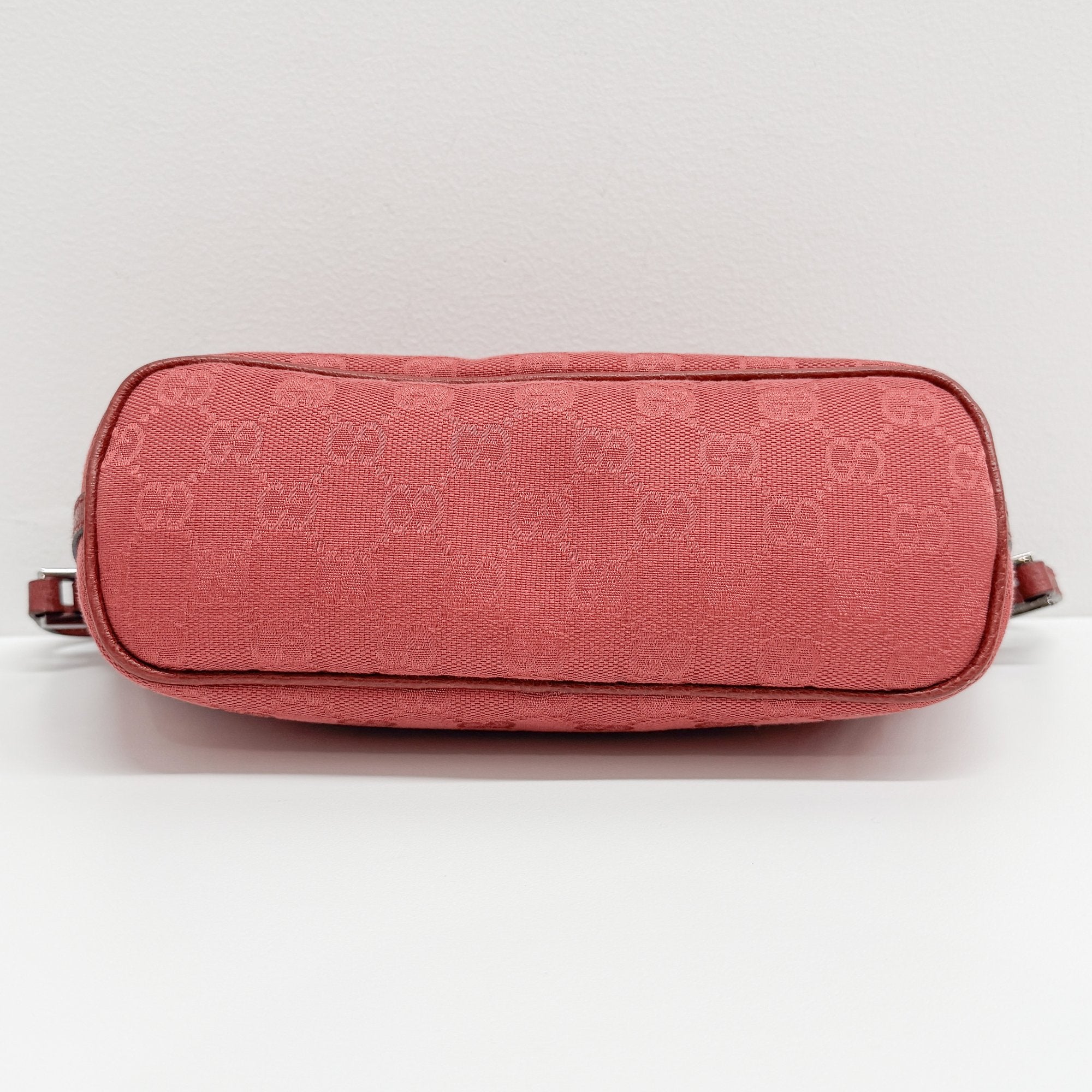 Boat Pink GG Canvas Hand Bag