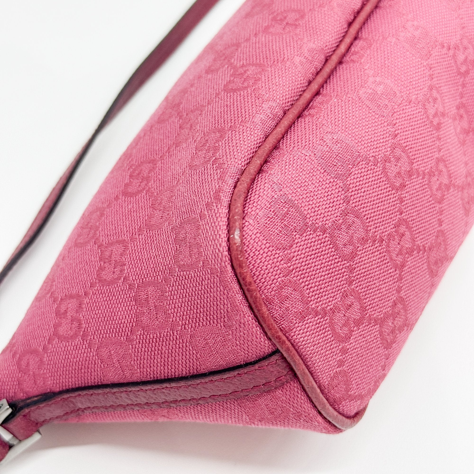 Boat Pink GG Canvas Hand Bag