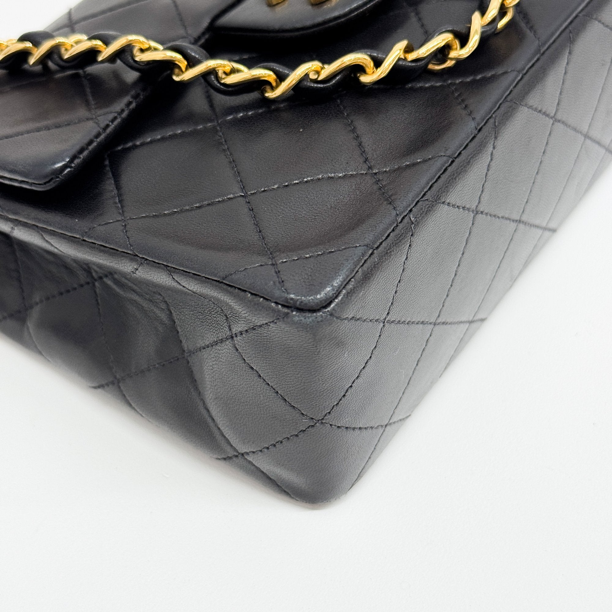 Matelassé Black Leather Small Shoulder Bag