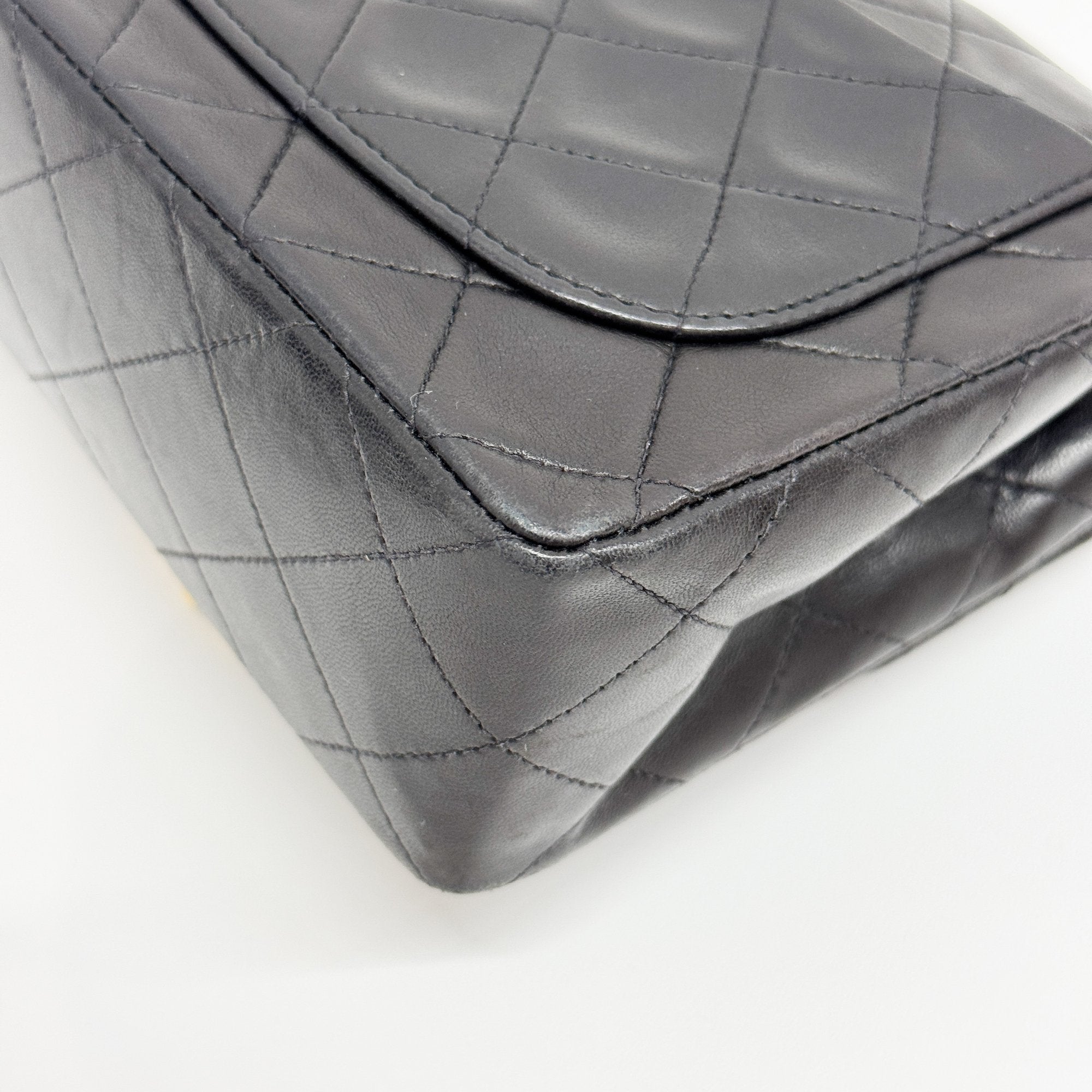 Matelassé Black Leather Small Shoulder Bag