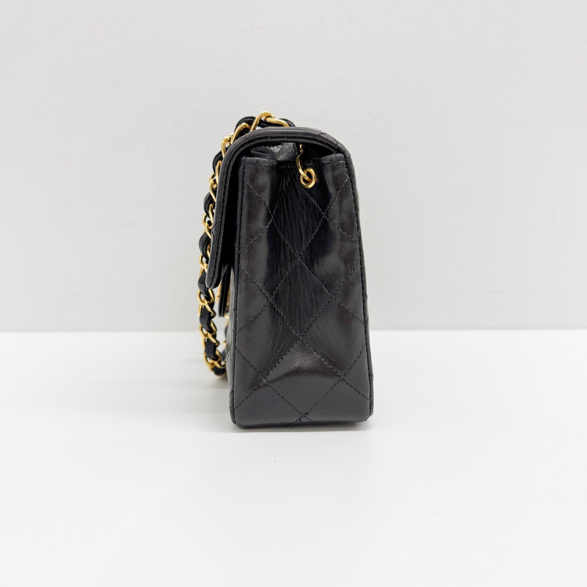 Matelassé Black Leather Small Shoulder Bag