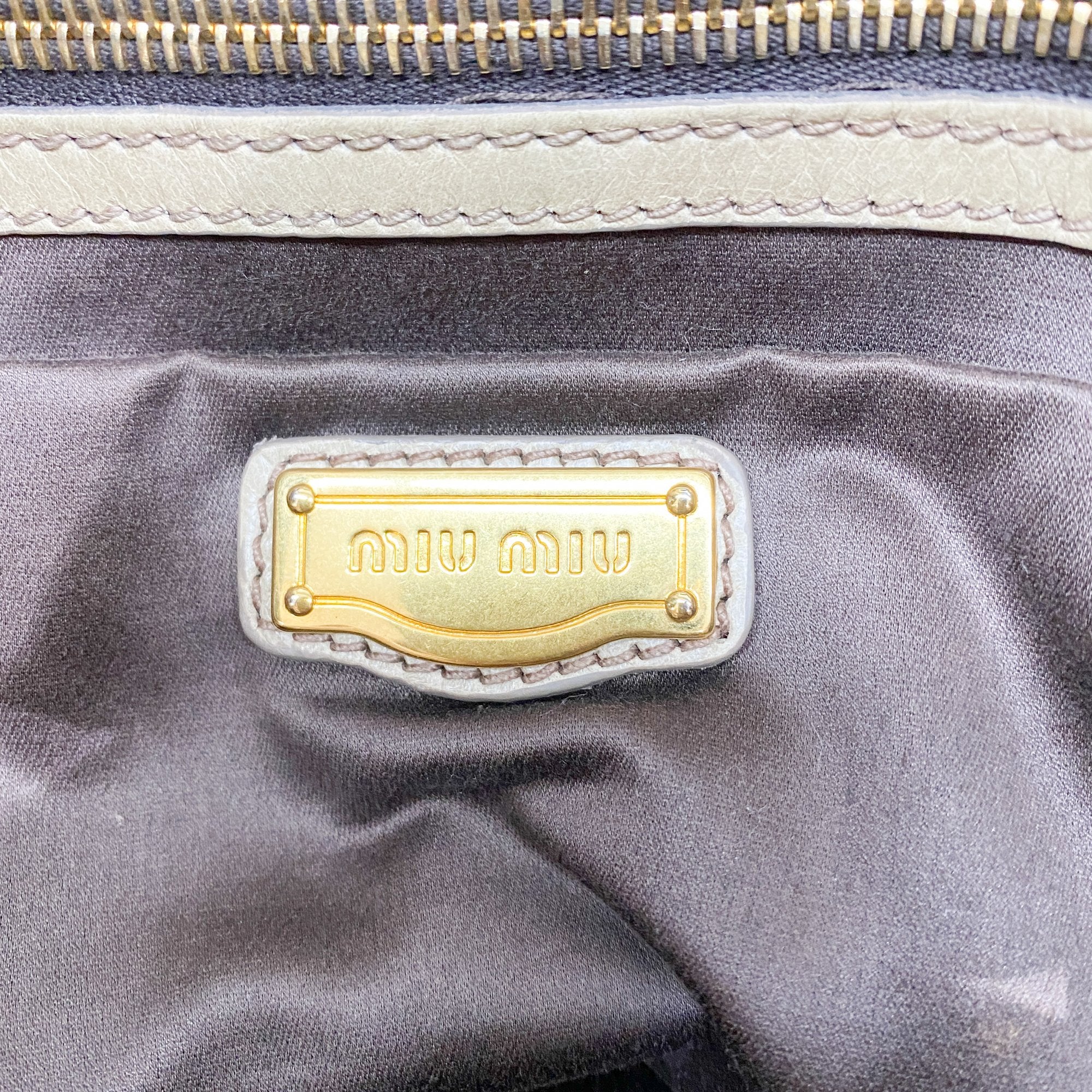 Vitello Lux Bow Bag Green Calfskin Leather Shoulder Bag