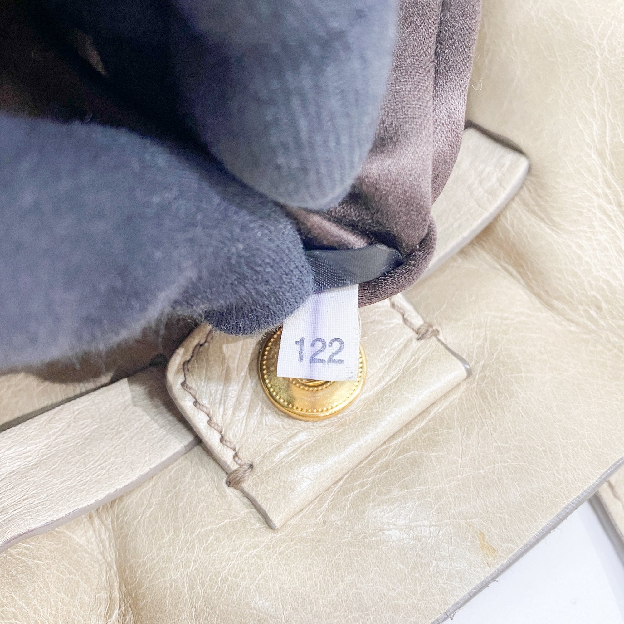 Vitello Lux Bow Bag Green Calfskin Leather Shoulder Bag