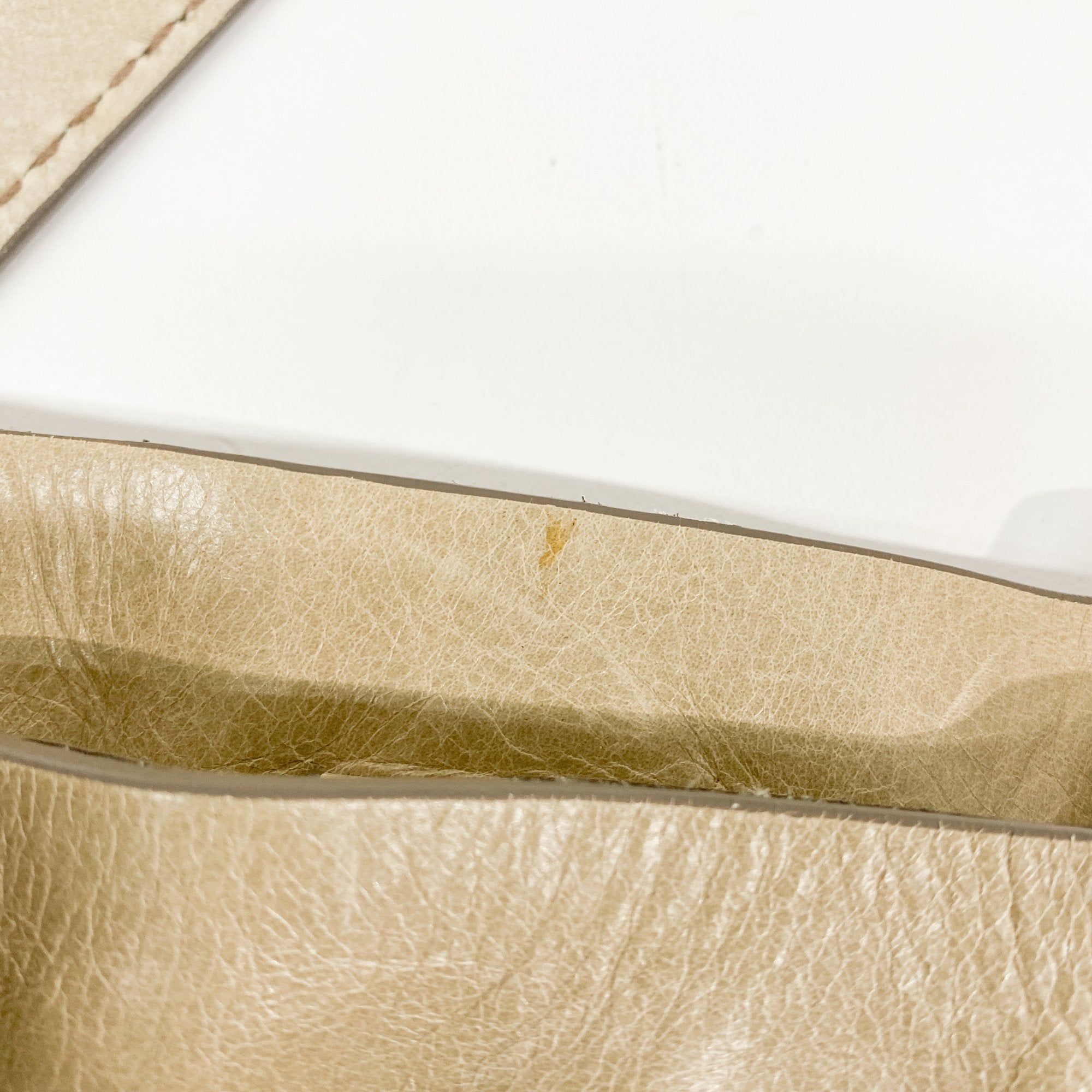 Vitello Lux Bow Bag Green Calfskin Leather Shoulder Bag