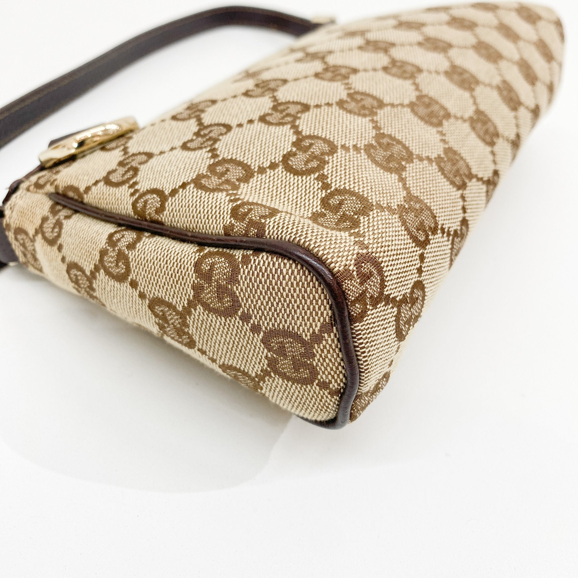 Abbey Brown GG Canvas Shoulder Bag