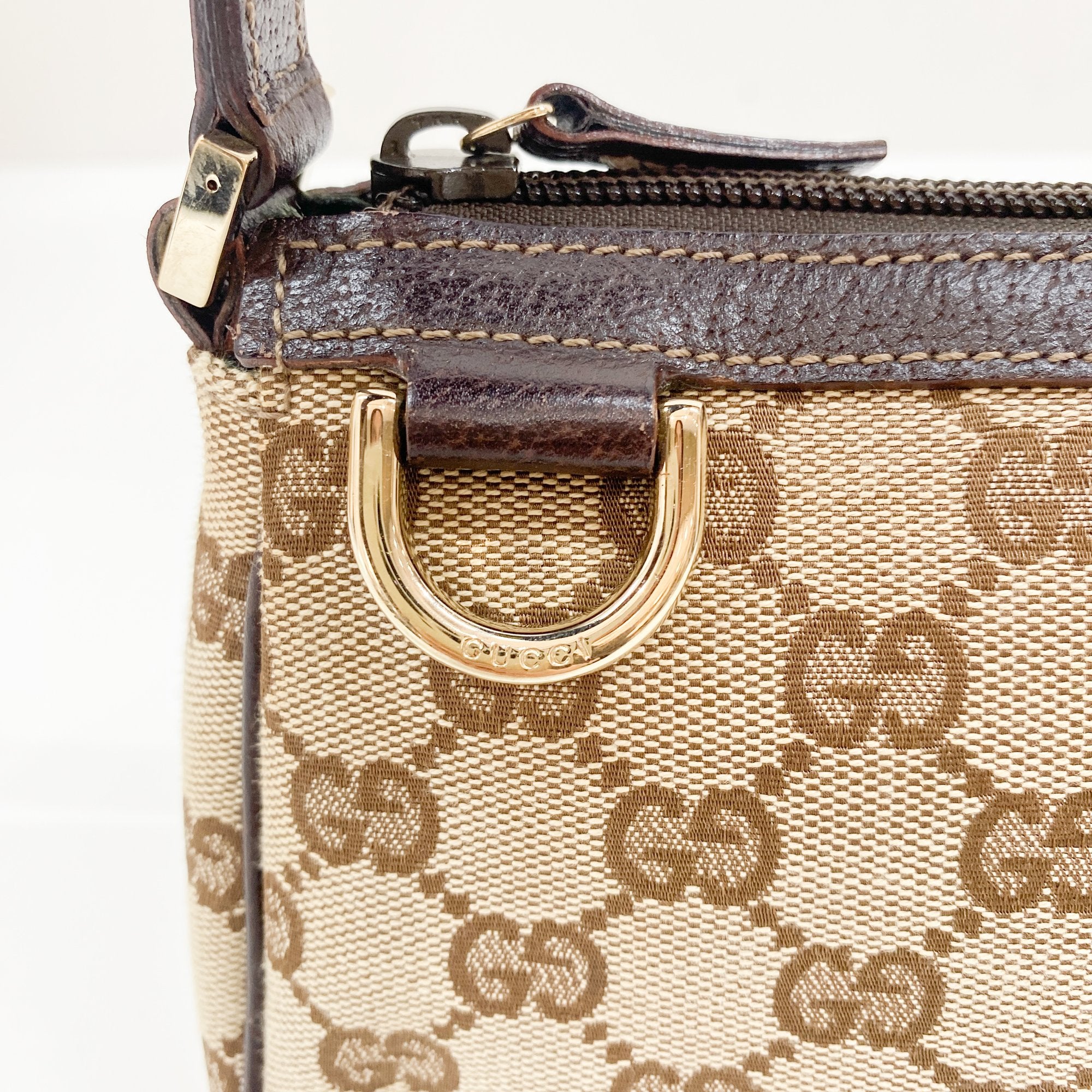 Abbey Brown GG Canvas Shoulder Bag