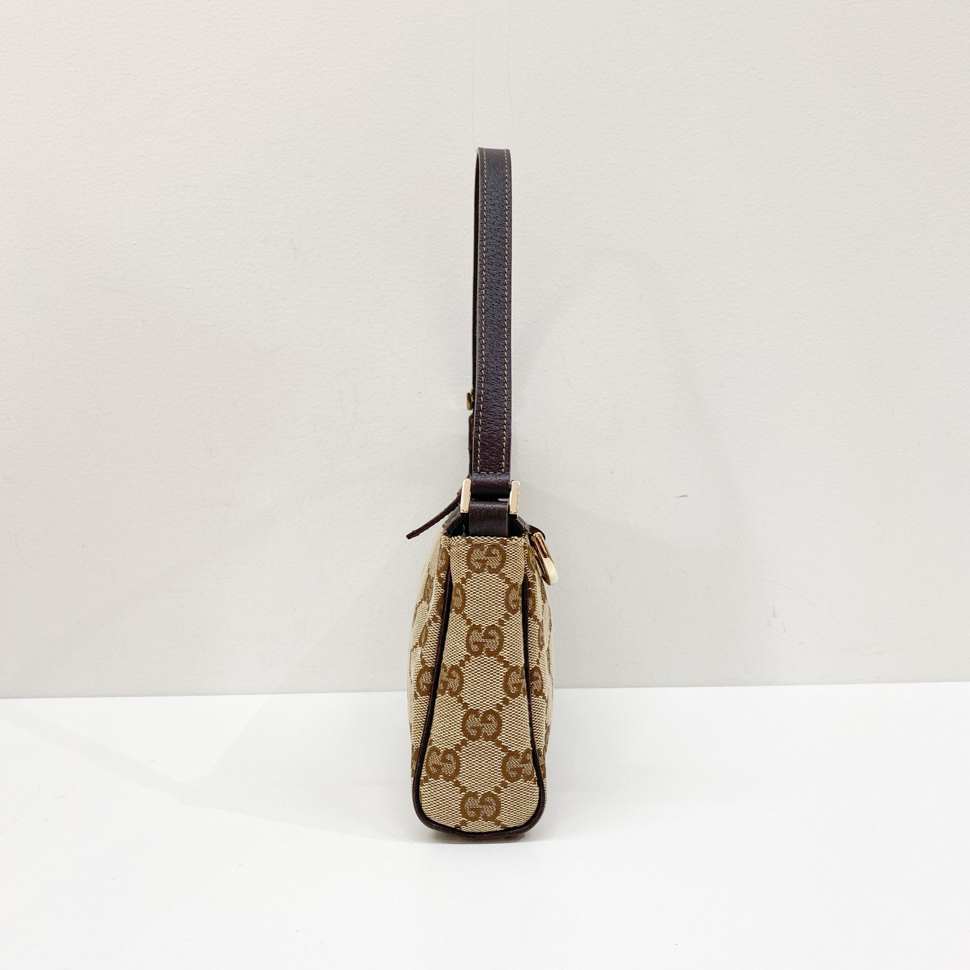 Abbey Brown GG Canvas Shoulder Bag