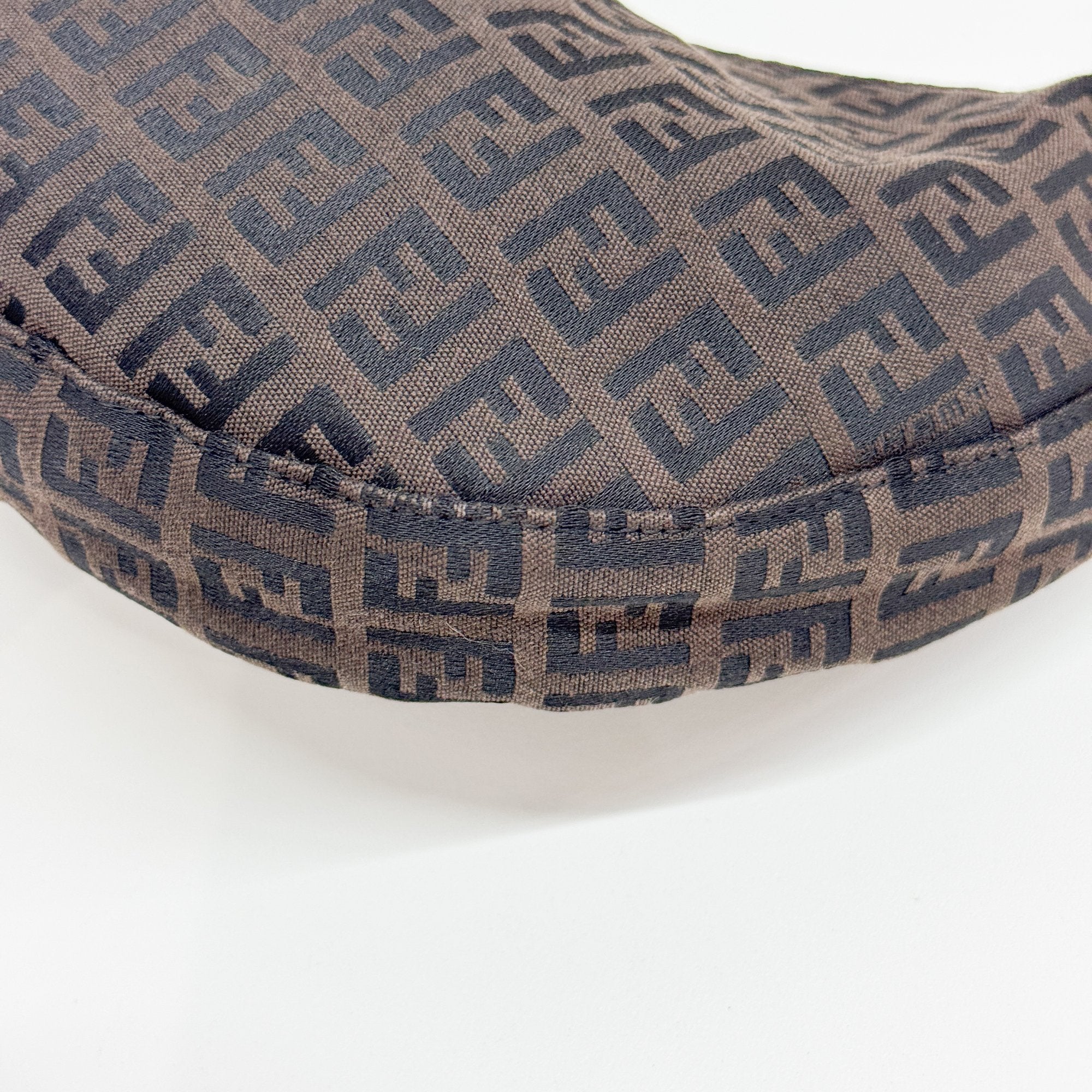 Croissant Brown Zucchino Canvas Shoulder Bag